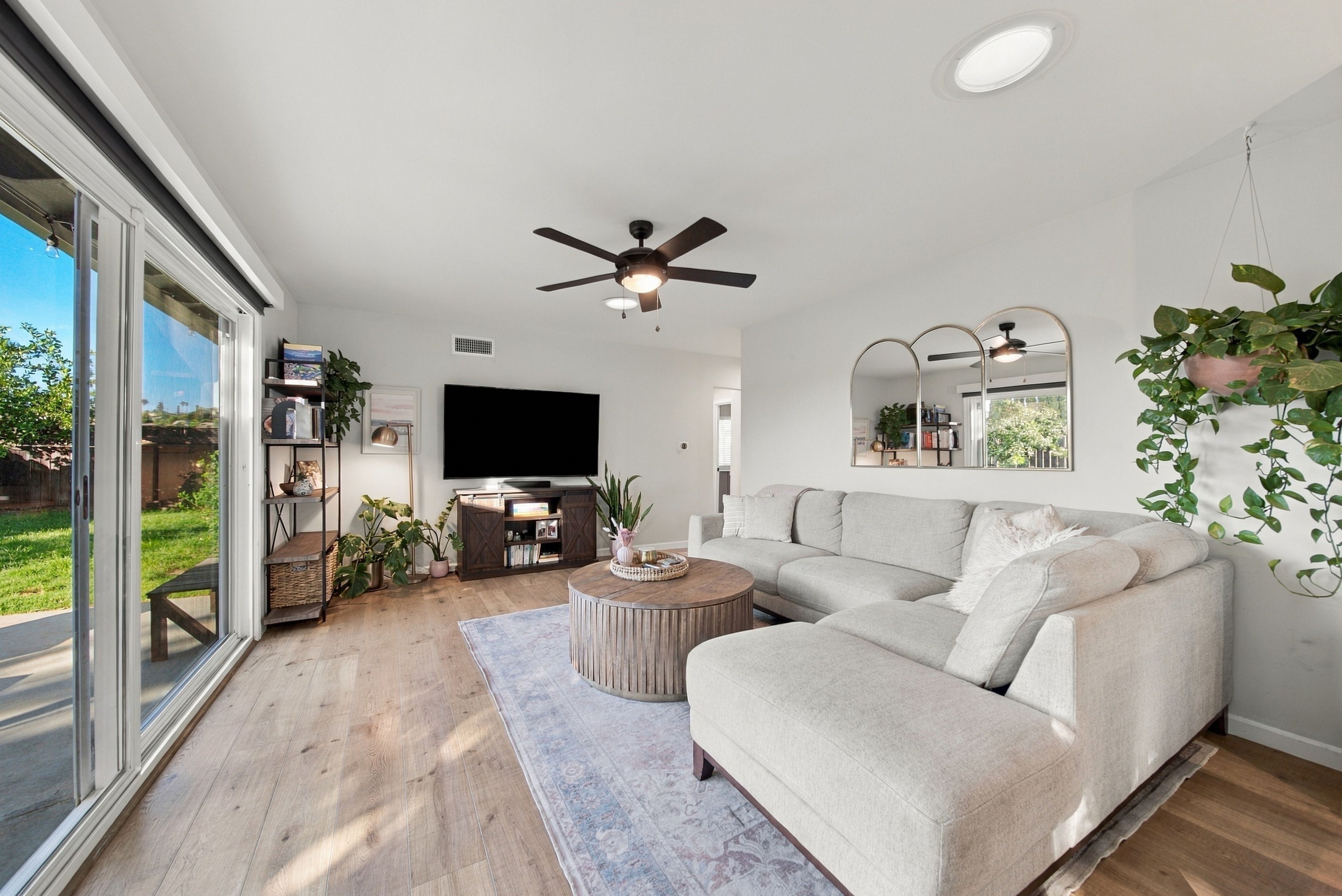  6250 Lake Arrowhead Drive, San Diego, CA 92119 - 物件實景