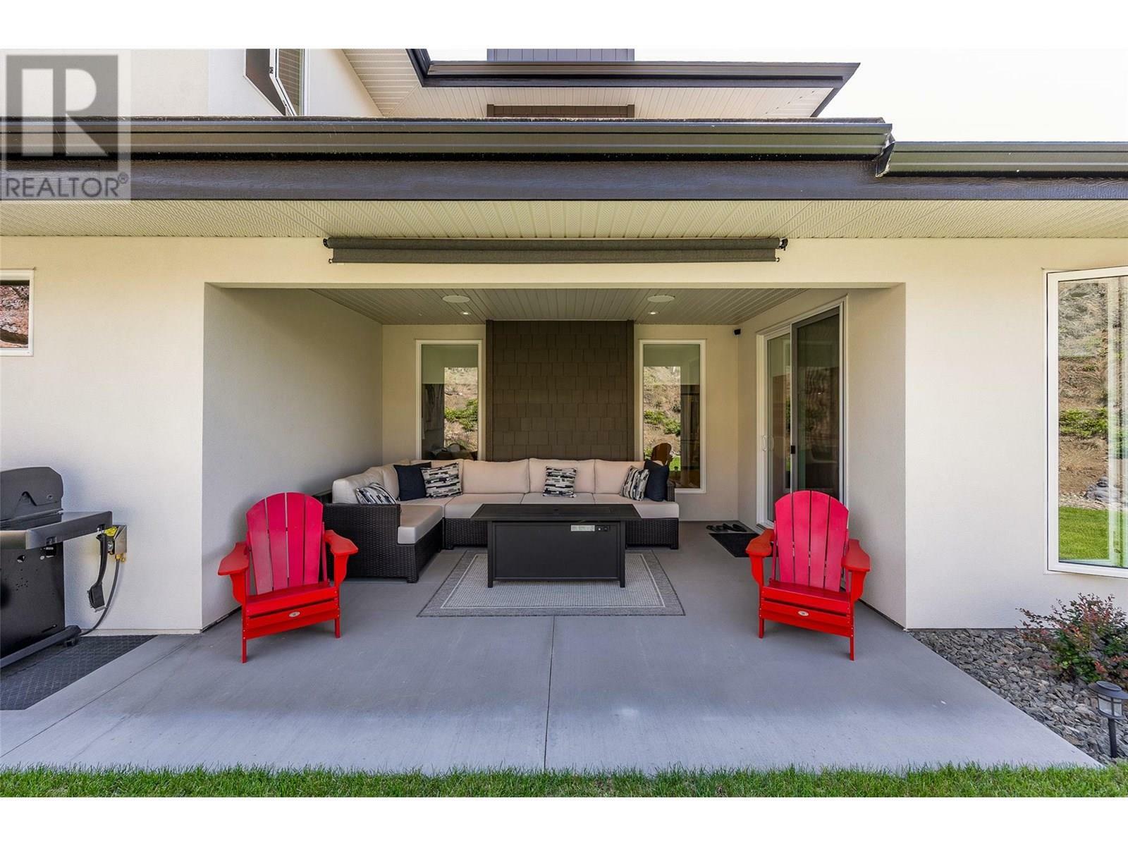 KELOWNA, British Columbia, V1V 0C9, CA, 5 Bedrooms Bedrooms, ,4 BathroomsBathrooms,Residential,For Sale,1875451