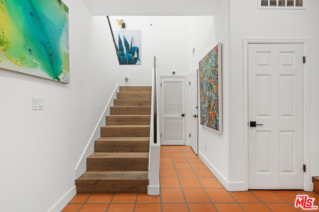 Malibu, California, 90265, United States, 3 Bedrooms Bedrooms, ,3 BathroomsBathrooms,Residential,For Sale,1807651