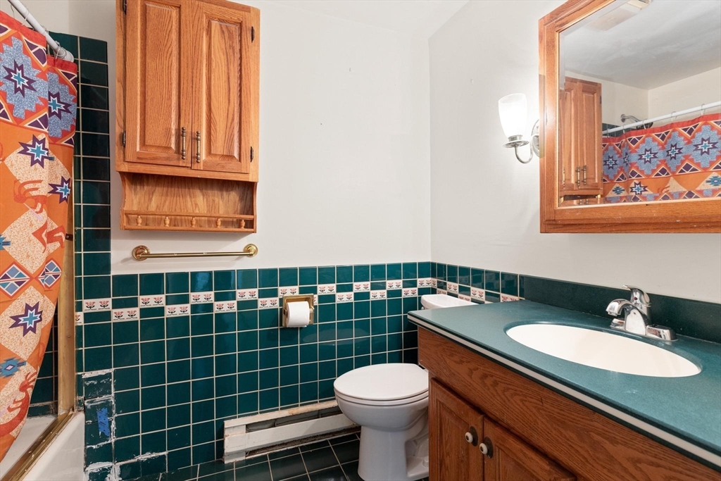 Lynn, Massachusetts, 01902, United States, 4 Bedrooms Bedrooms, ,2 BathroomsBathrooms,Residential,For Sale,2049430