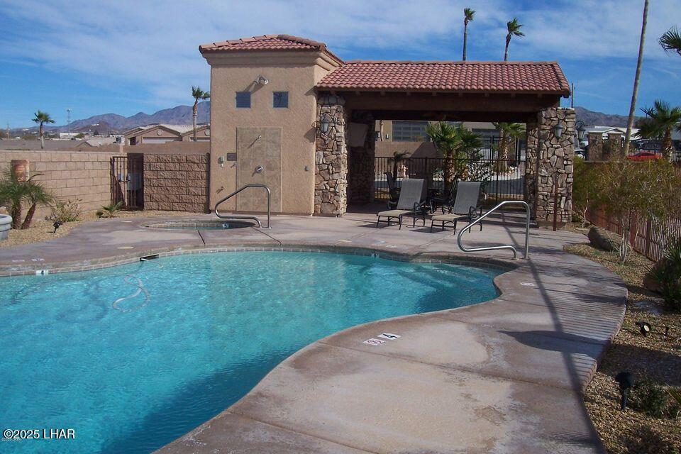 Lake Havasu City, Arizona, 86406, United States, 3 Bedrooms Bedrooms, ,2 BathroomsBathrooms,Residential,For Sale,1994362