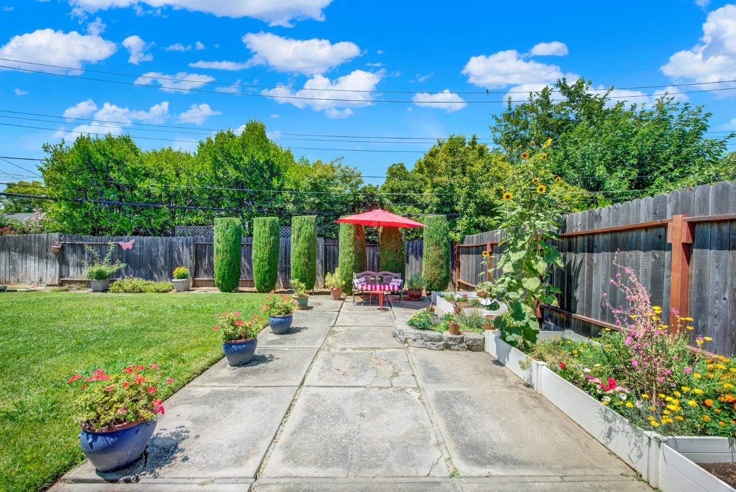 Carmichael, California, 95608, United States, 3 Bedrooms Bedrooms, ,2 BathroomsBathrooms,Residential,For Sale,1896985