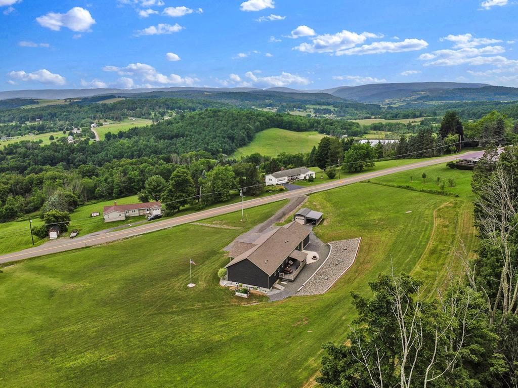 Wellsboro, Pennsylvania, 16901, United States, 3 Bedrooms Bedrooms, ,2 BathroomsBathrooms,Residential,For Sale,1921968