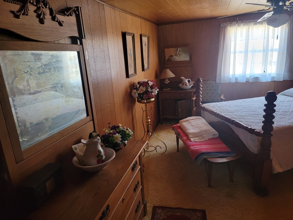 Hayesville, North Carolina, 28904, United States, 3 Bedrooms Bedrooms, ,1 BathroomBathrooms,Residential,For Sale,1887043