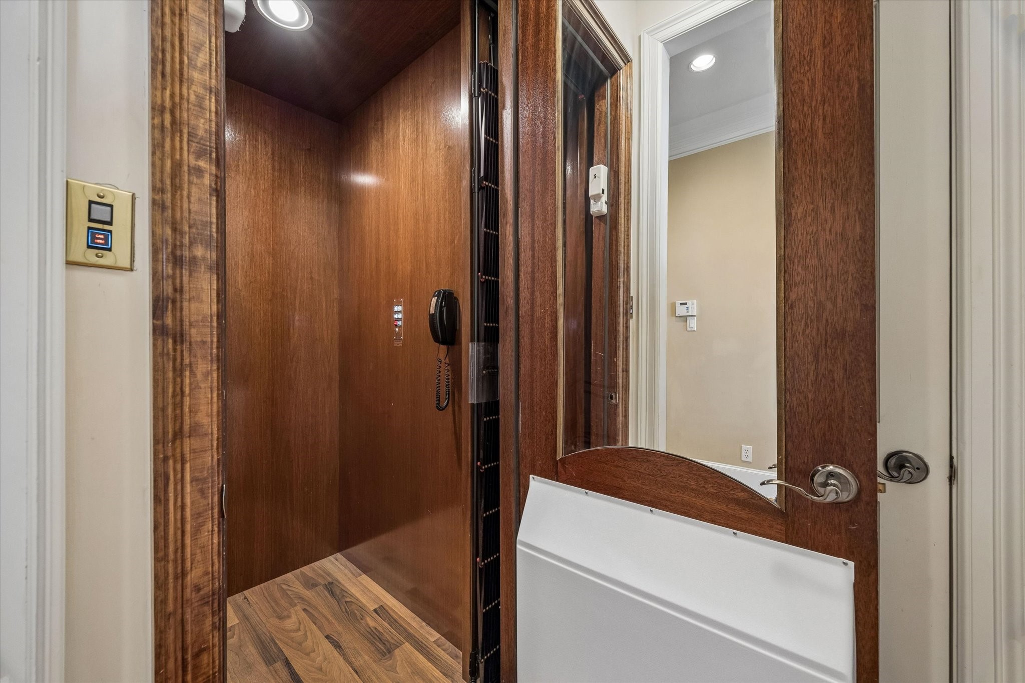  2426 Nantucket Drive B - 物件實景