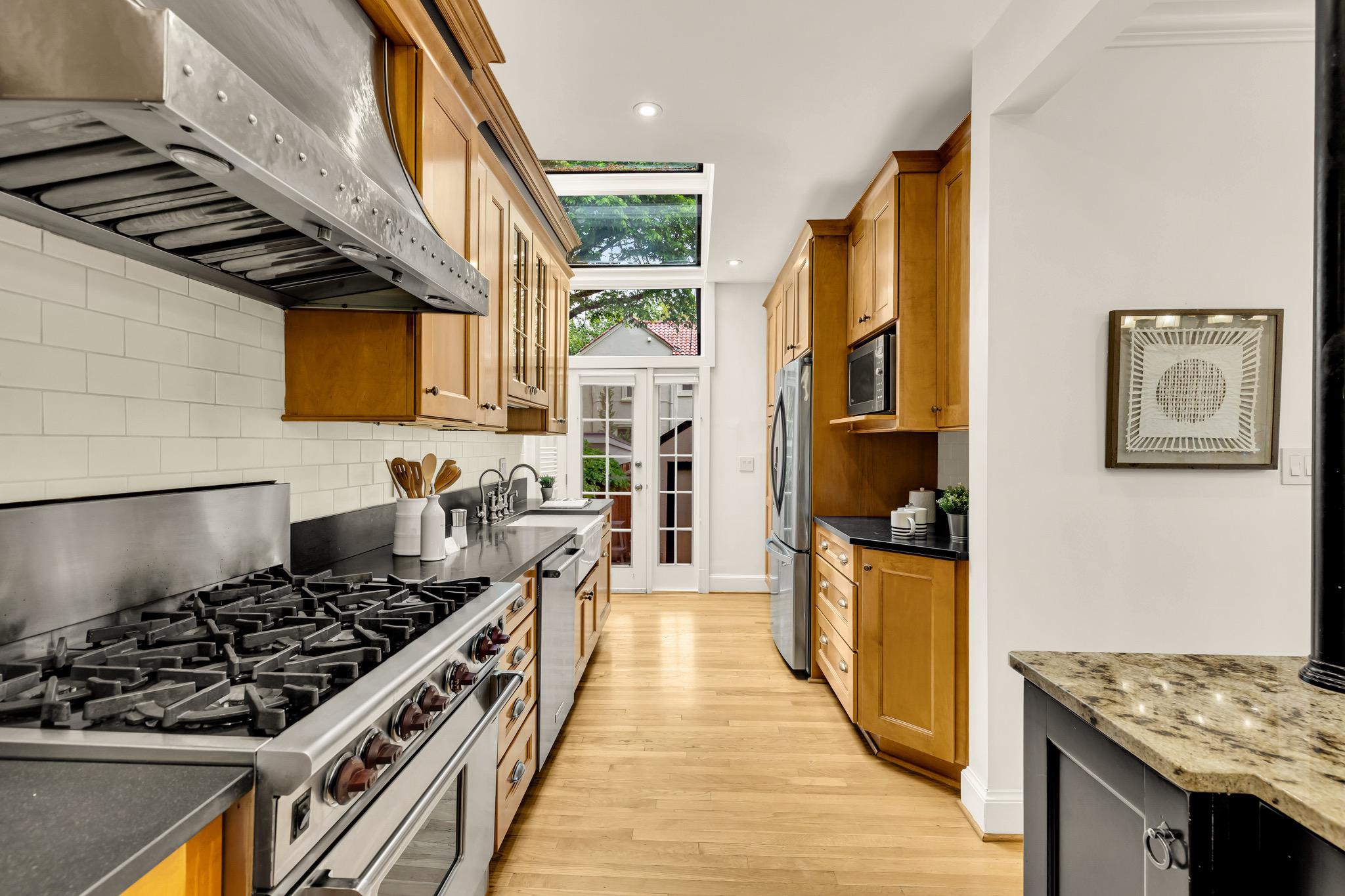  3737 Van Ness Street NW, Washington, DC, 20016 - 物件實景