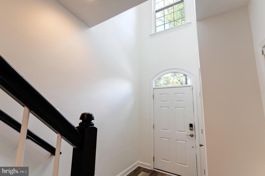 Brambleton, Virginia, 20148, United States, 3 Bedrooms Bedrooms, ,4 BathroomsBathrooms,Residential,For Sale,1916564