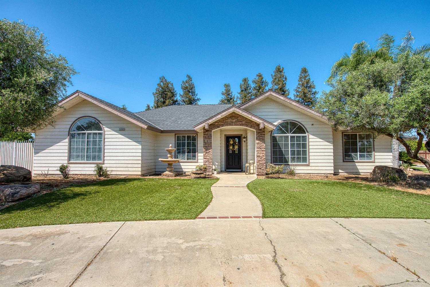 Fresno, California, 93722, United States, 3 Bedrooms Bedrooms, ,2 BathroomsBathrooms,Residential,For Sale,2039755