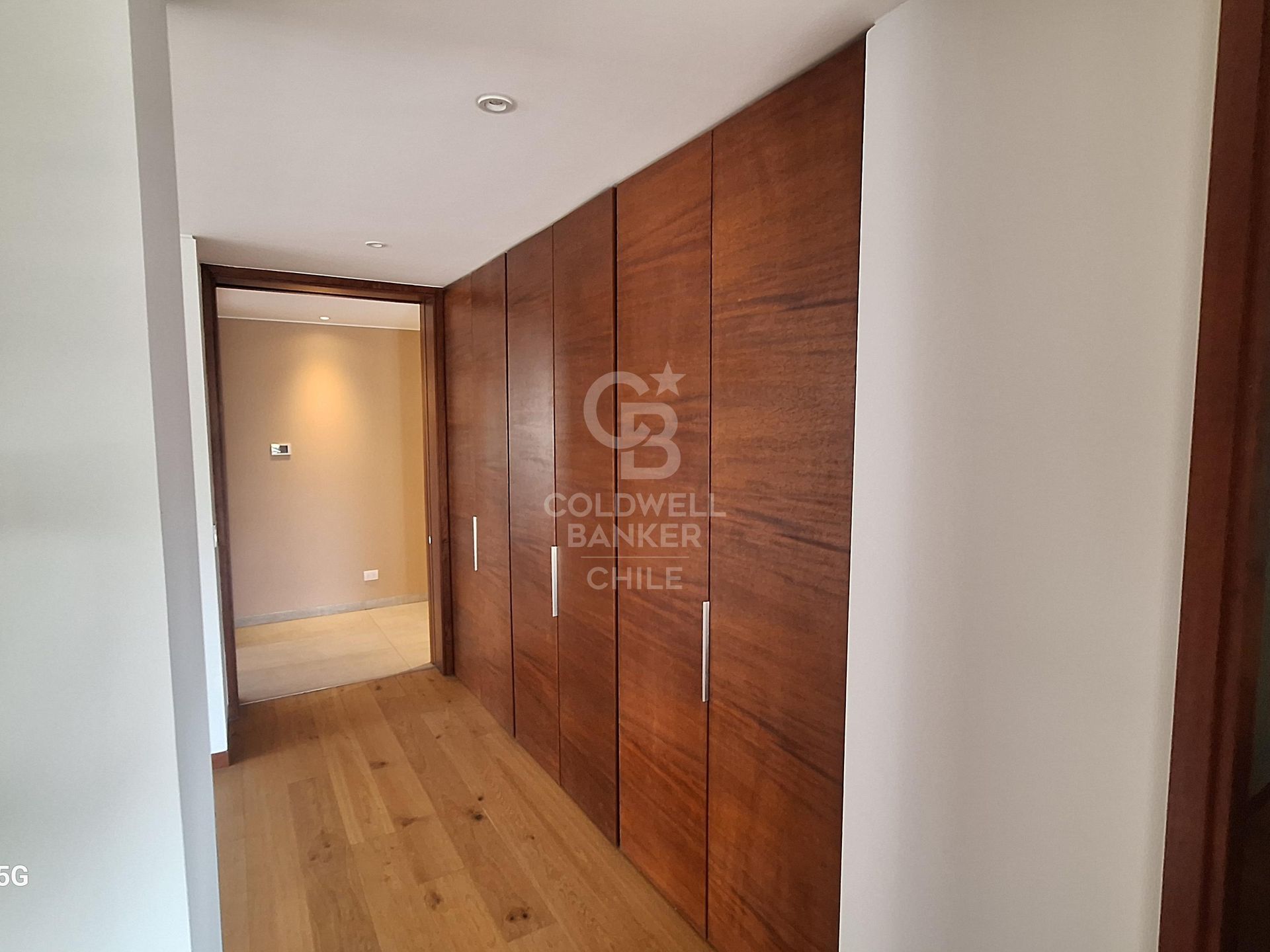Las Condes, Chile, 4 Bedrooms Bedrooms, ,5 BathroomsBathrooms,Residential,For Sale,1932159
