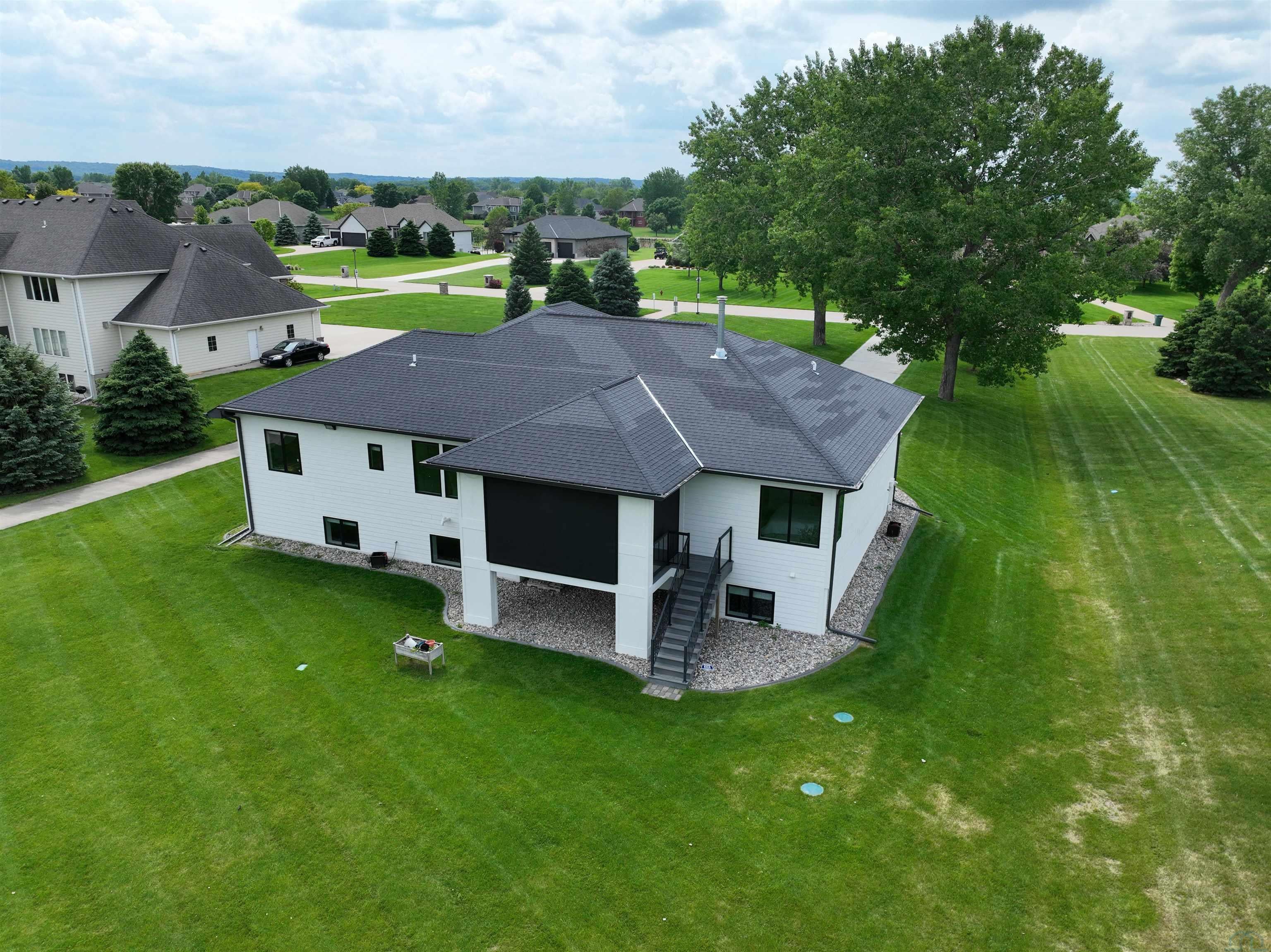 Jefferson, South Dakota, 57038, United States, 6 Bedrooms Bedrooms, ,3 BathroomsBathrooms,Residential,For Sale,1978978