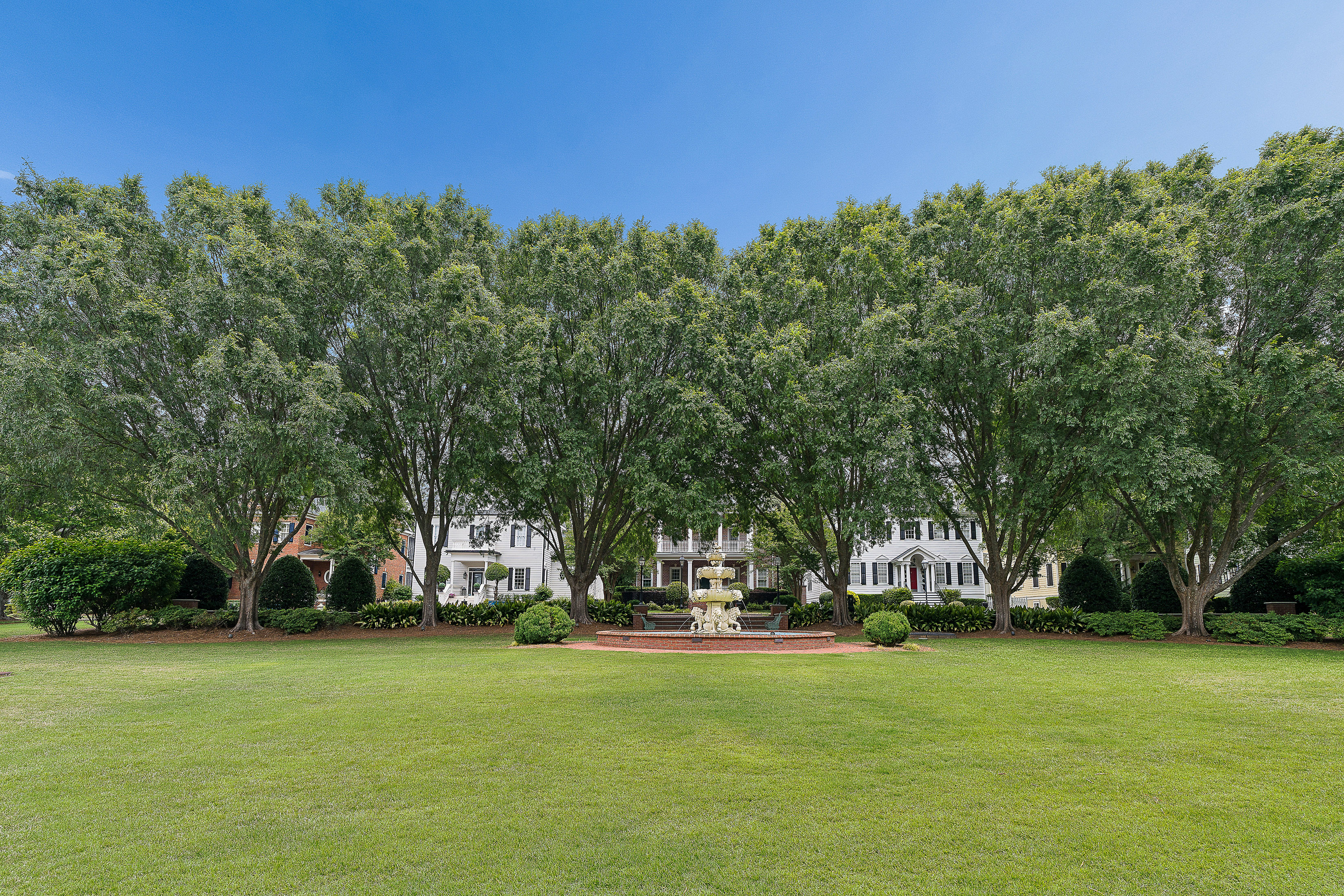  Timeless Southern Architecture, Luxury Living, and Unmatched Community Charm - 物件實景