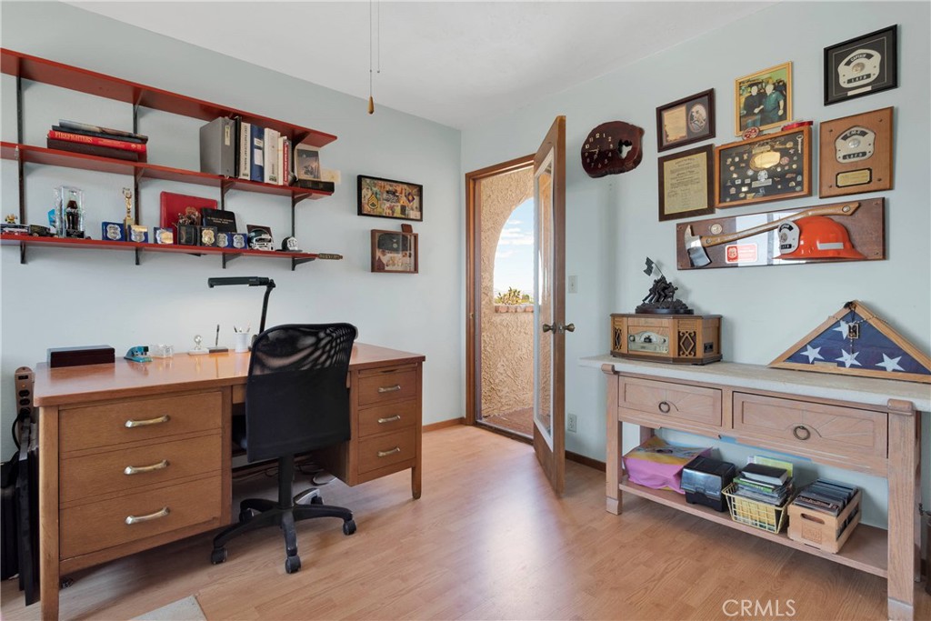 Lucerne Valley, California, 92356, United States, 6 Bedrooms Bedrooms, ,5 BathroomsBathrooms,Residential,For Sale,1986266