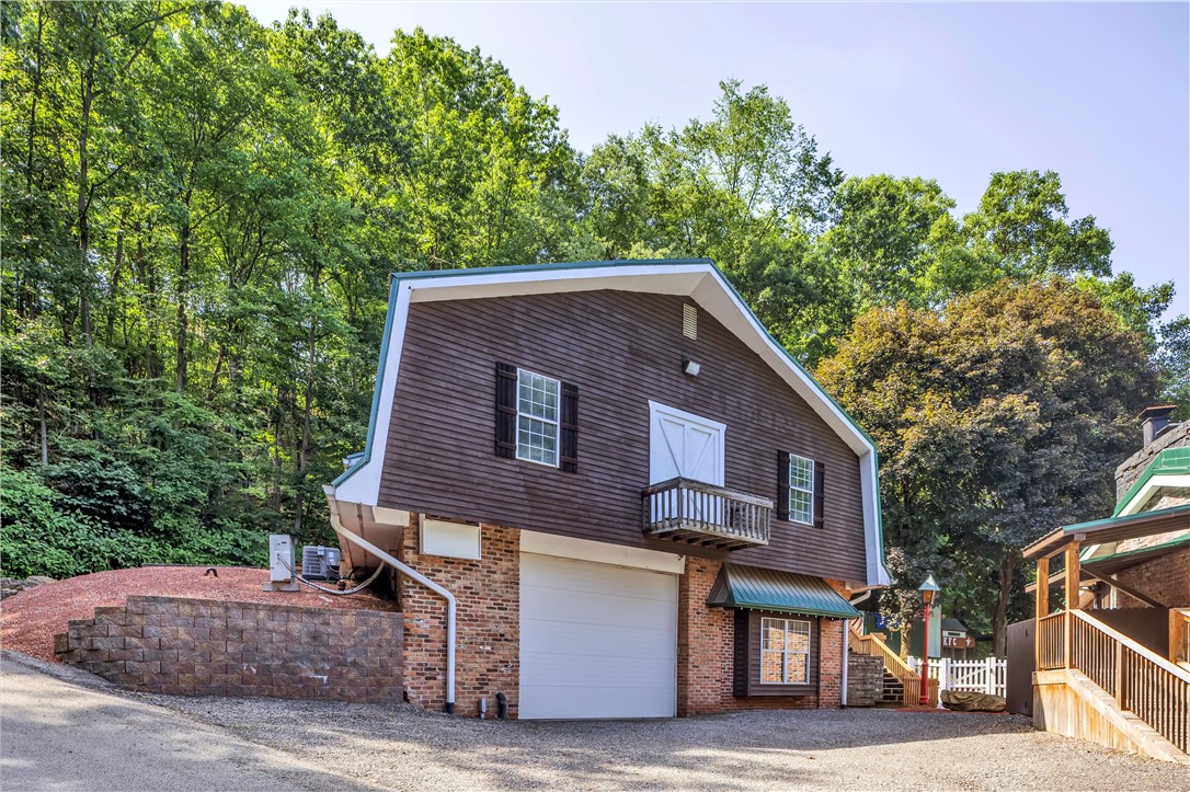 Harmar, Pennsylvania, 15024, United States, 3 Bedrooms Bedrooms, ,2 BathroomsBathrooms,Residential,For Sale,1877308