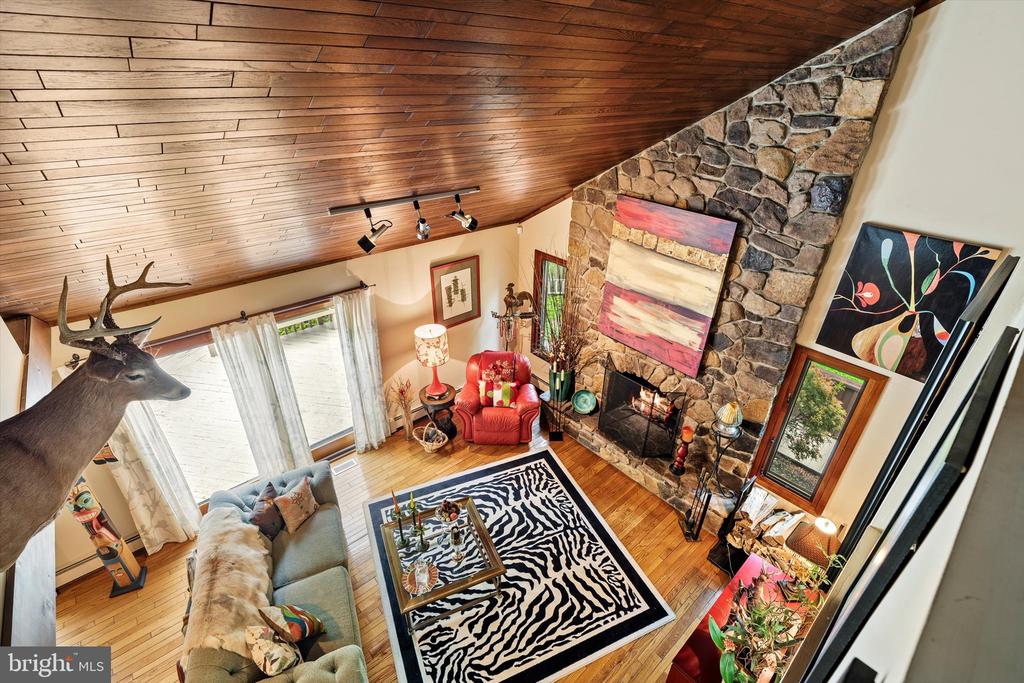 Wrightstown, New Jersey, 08562, United States, 5 Bedrooms Bedrooms, ,4 BathroomsBathrooms,Residential,For Sale,2048850