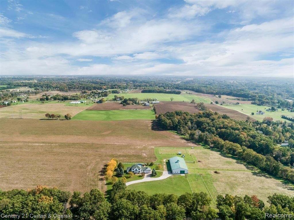 Jackson, Michigan, 49201, United States, 4 Bedrooms Bedrooms, ,3 BathroomsBathrooms,Residential,For Sale,1980498