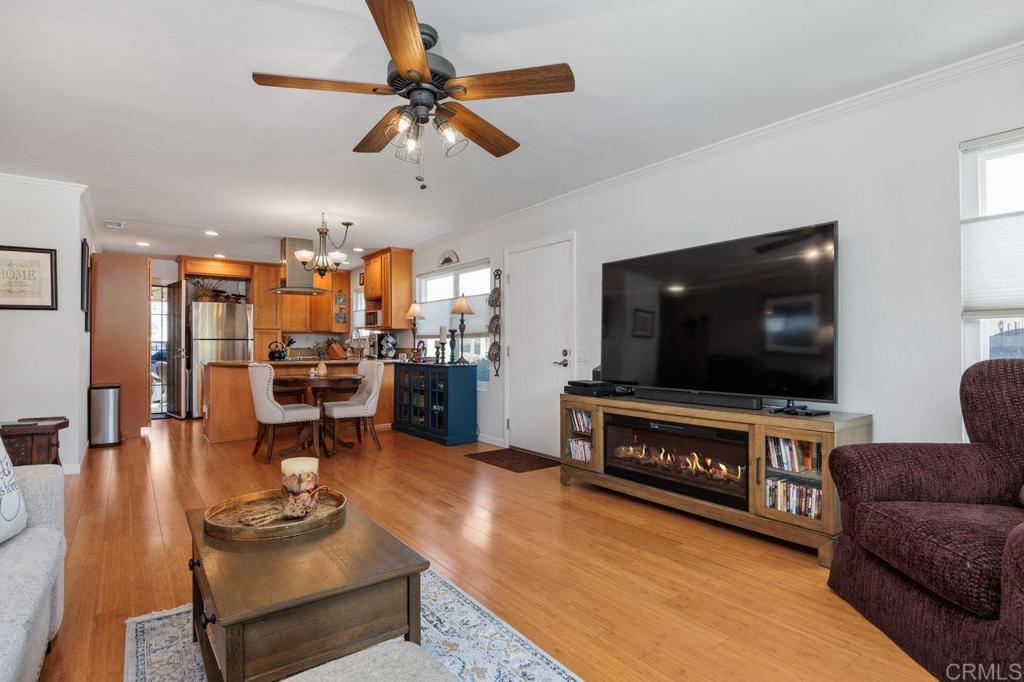 Oceanside, California, 92057, United States, 2 Bedrooms Bedrooms, ,2 BathroomsBathrooms,Residential,For Sale,1875366