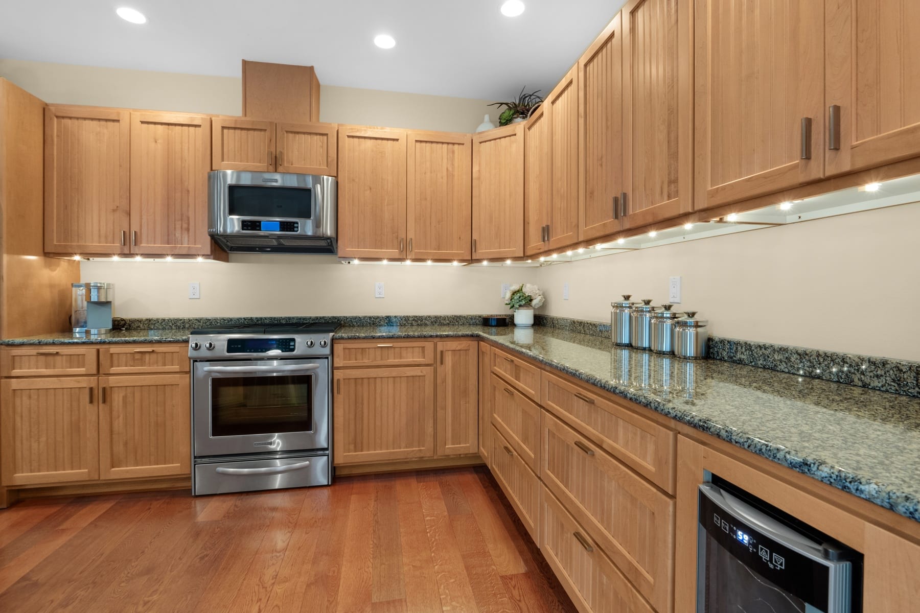  123 S Hemlock ST ##201 Cannon Beach, OR 97110 - 物件實景