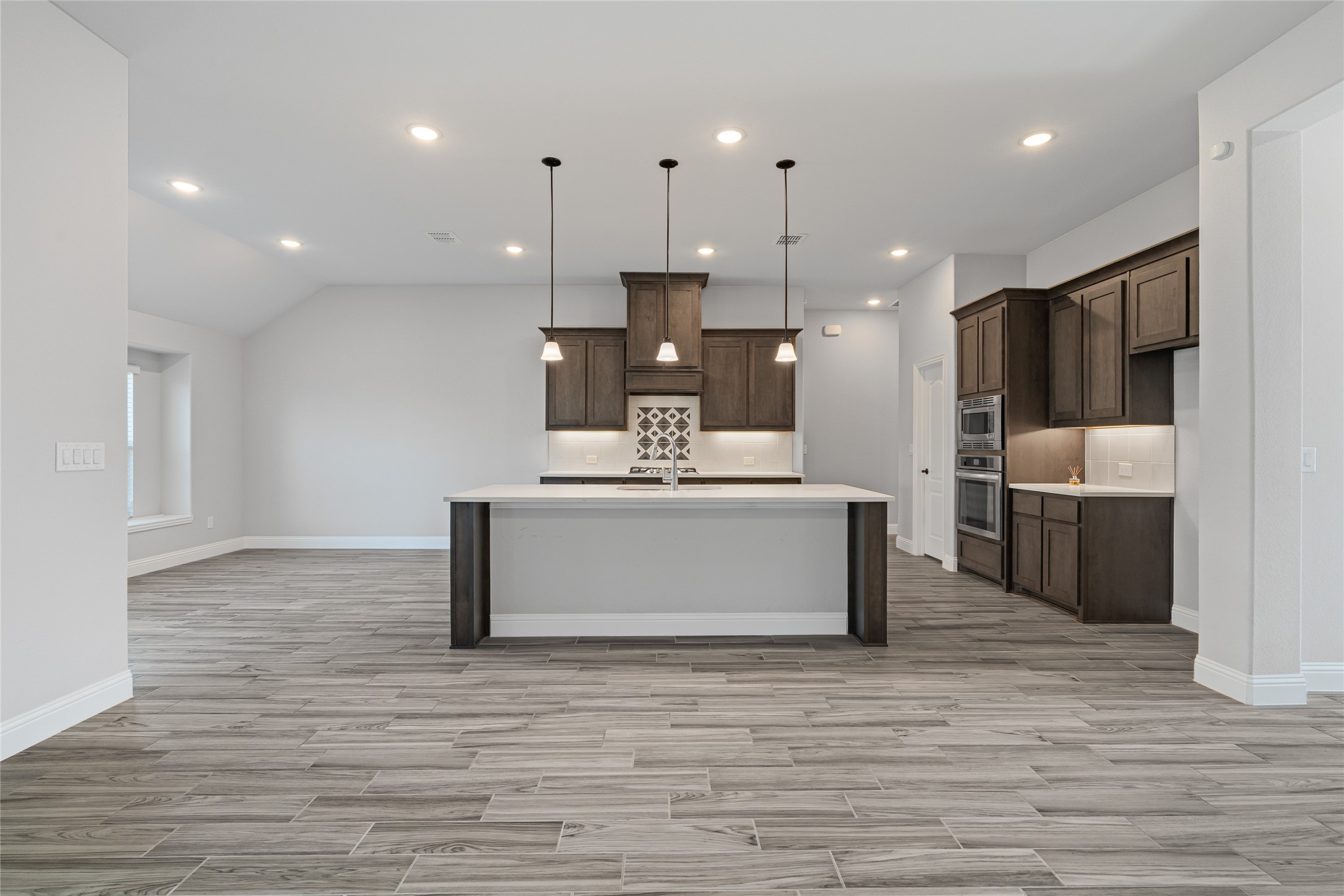 Melissa, Texas, 75454, United States, 4 Bedrooms Bedrooms, ,3 BathroomsBathrooms,Residential,For Sale,1805586