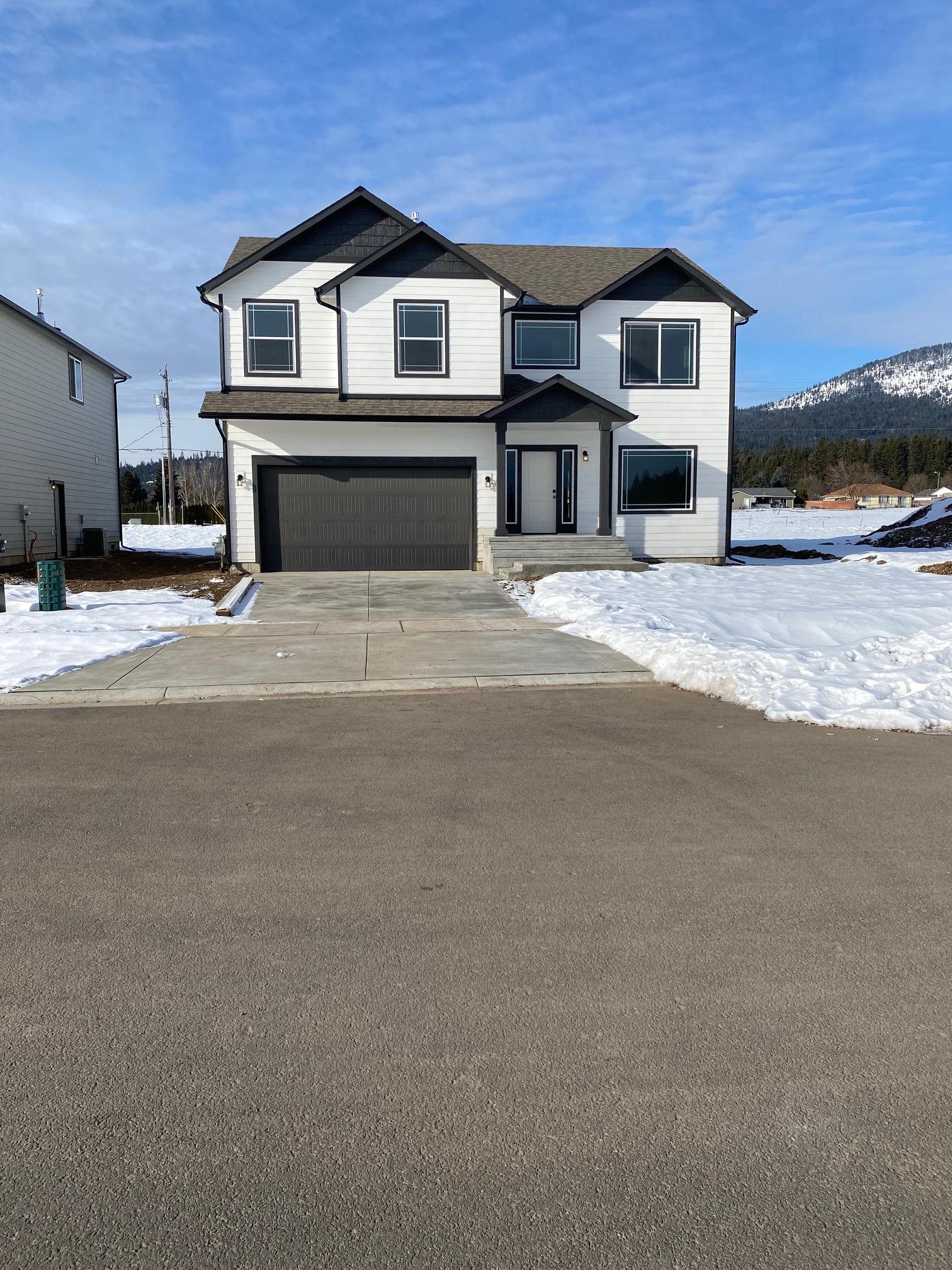 Spokane Valley, Washington, 99016, United States, 3 Bedrooms Bedrooms, ,3 BathroomsBathrooms,Residential,For Sale,1819846
