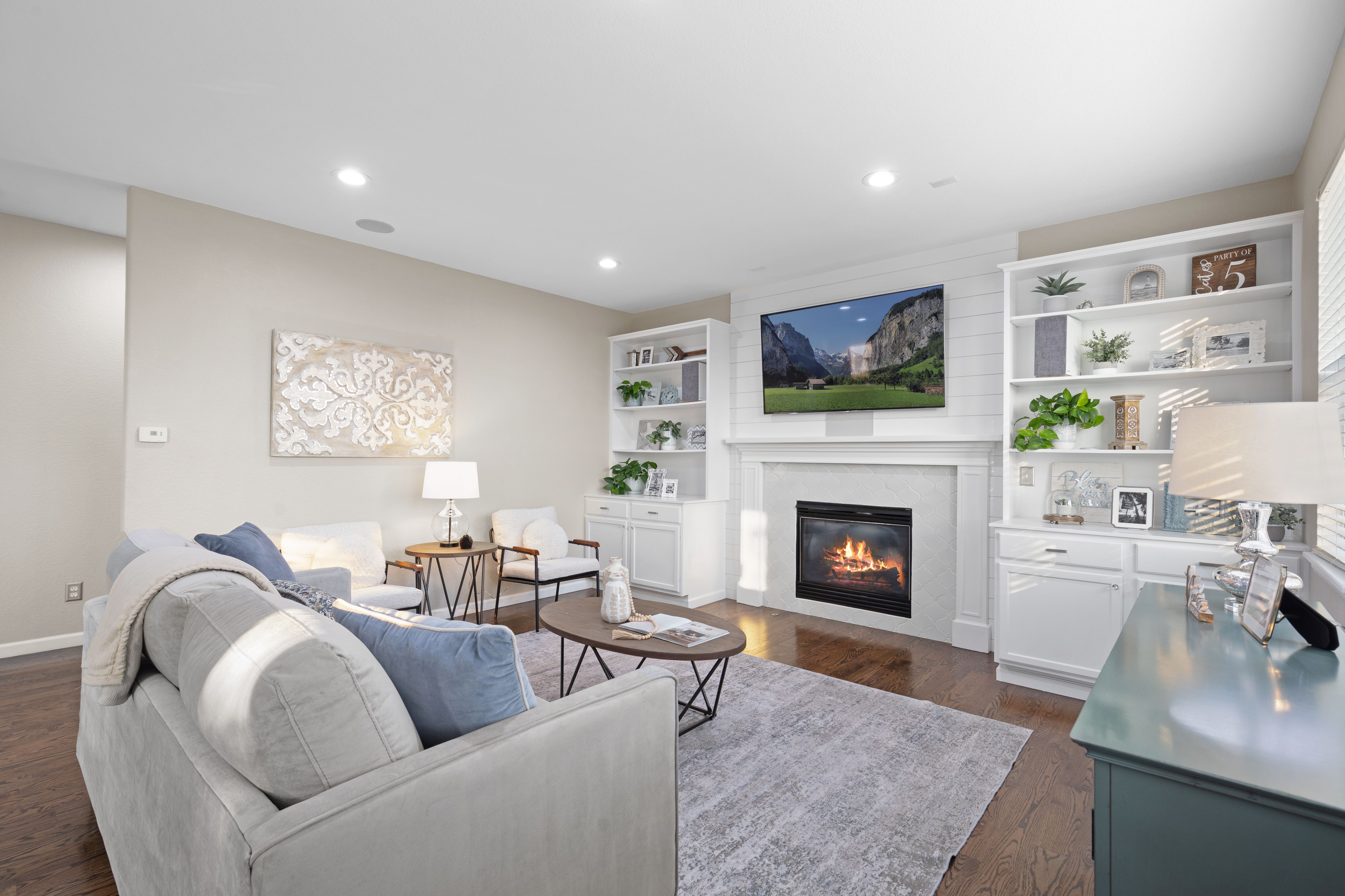  A warm and beautifully updated 5-bedroom, 4-bathroom walkout - 物件實景