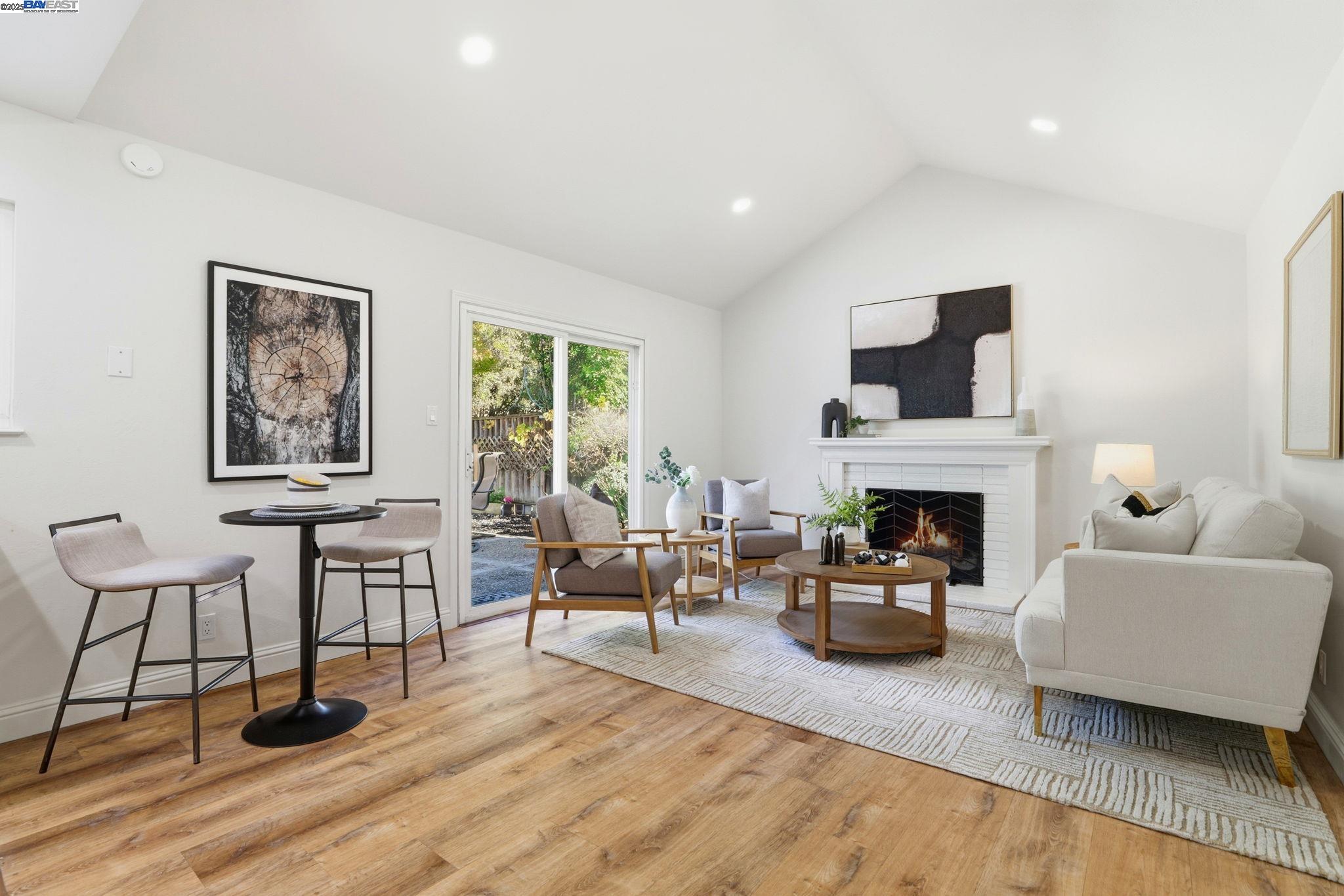 Fremont, California, 94539, United States, 3 Bedrooms Bedrooms, ,2 BathroomsBathrooms,Residential,For Sale,1995830