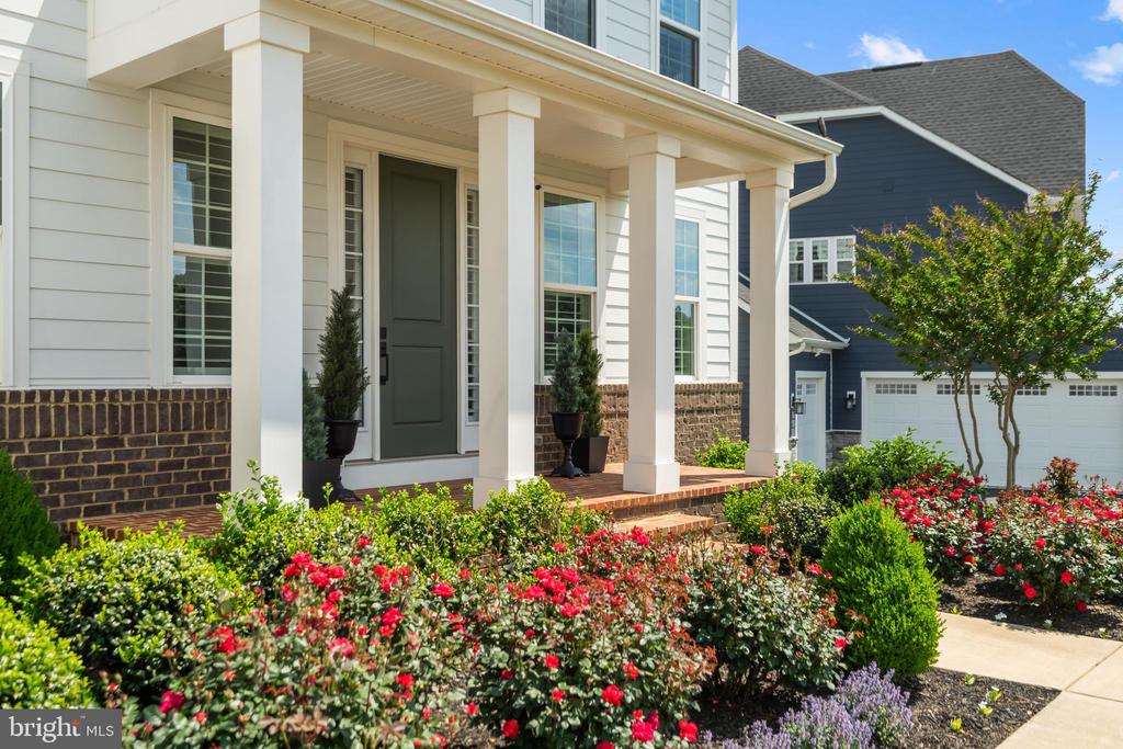 Aldie, Virginia, 20105, United States, 5 Bedrooms Bedrooms, ,7 BathroomsBathrooms,Residential,For Sale,2048550