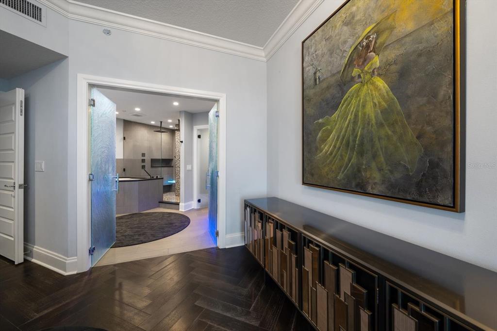100 Beach Drive NE Unit 1900, St Petersburg, Florida, 33701, United States, 4 Bedrooms Bedrooms, ,6 BathroomsBathrooms,Residential,For Sale,100 Beach Drive NE Unit 1900,1618672