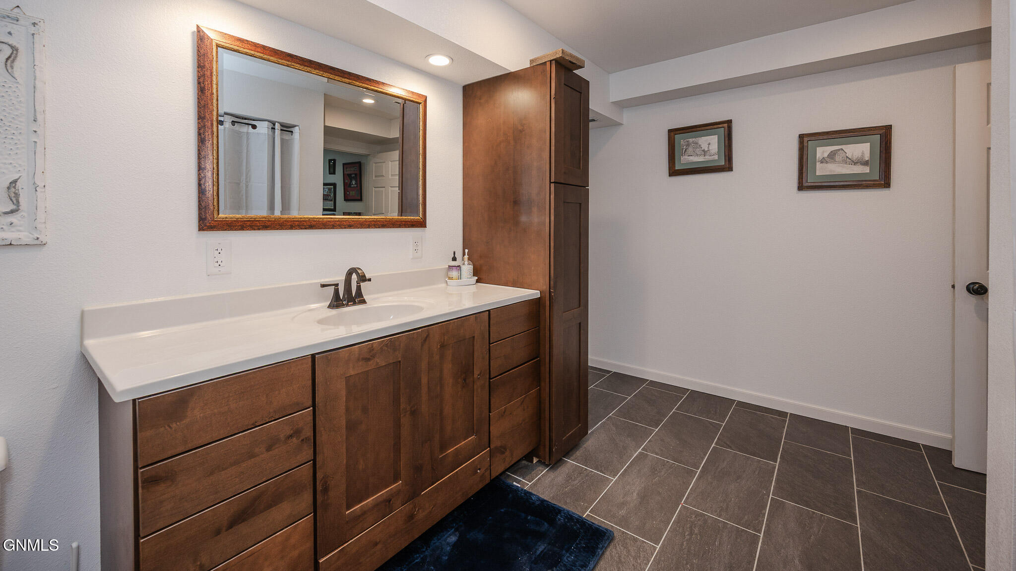 Zap, North Dakota, 58580, United States, 4 Bedrooms Bedrooms, ,1 BathroomBathrooms,Residential,For Sale,1937201