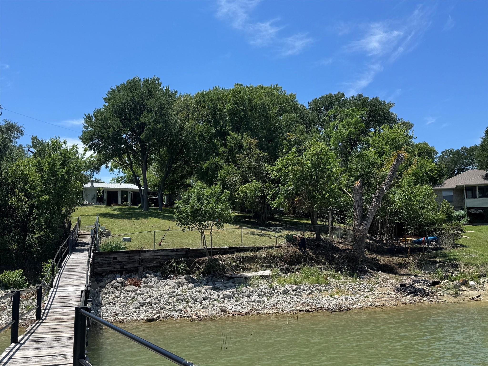 Lake Bridgeport, Texas, 76426, United States, 3 Bedrooms Bedrooms, ,3 BathroomsBathrooms,Residential,For Sale,1989947