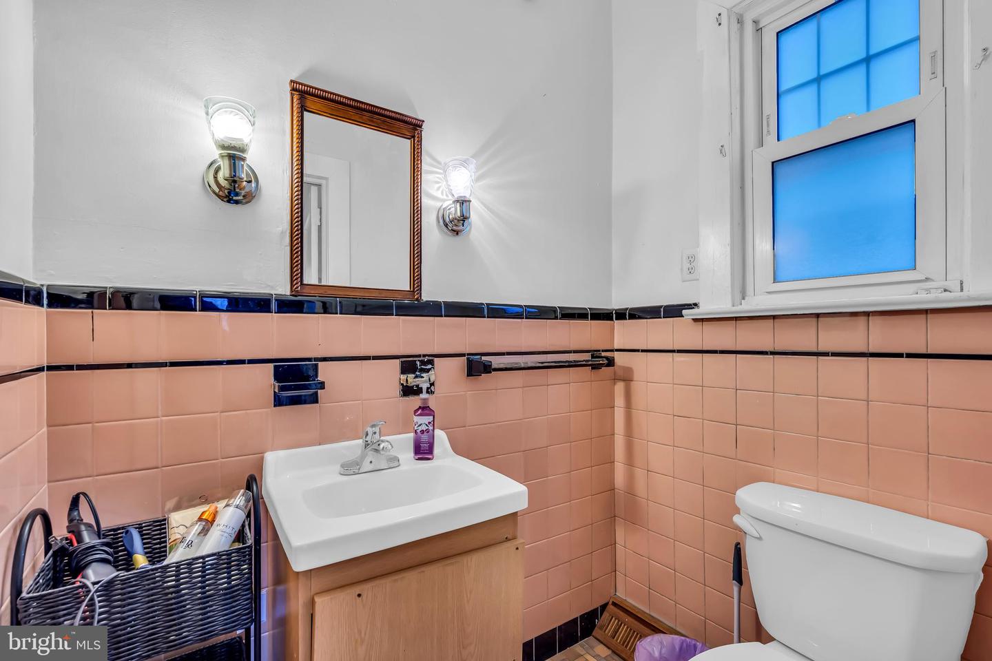 Audubon, New Jersey, 08106, United States, 4 Bedrooms Bedrooms, ,2 BathroomsBathrooms,Residential,For Sale,1989339