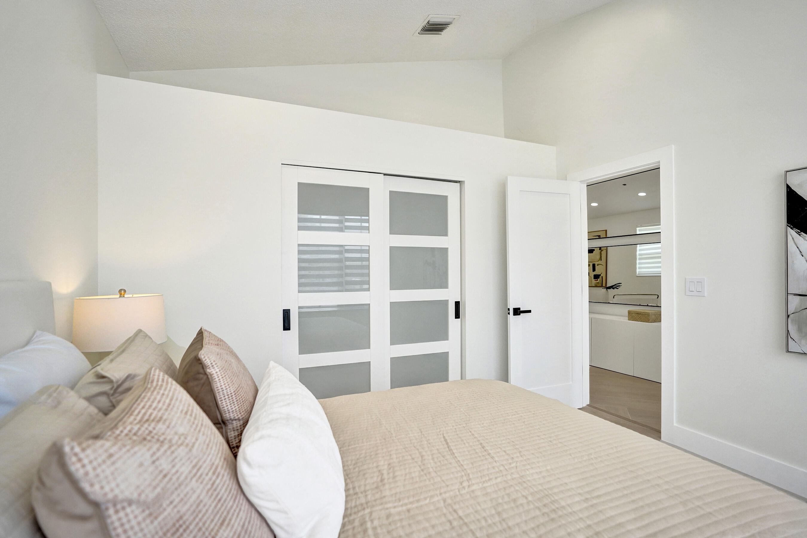 Delray Beach, Florida, 33446, United States, 4 Bedrooms Bedrooms, ,2 BathroomsBathrooms,Residential,For Sale,1898707