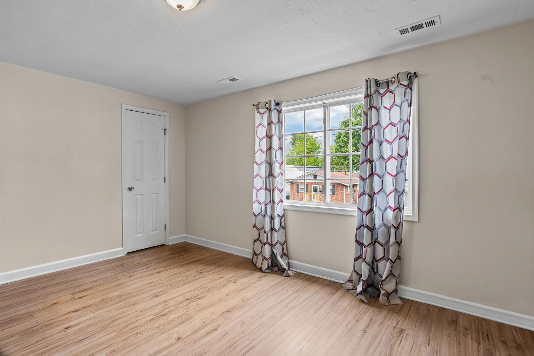  716 31st Street, Newport News, VA 23607 - 物件實景
