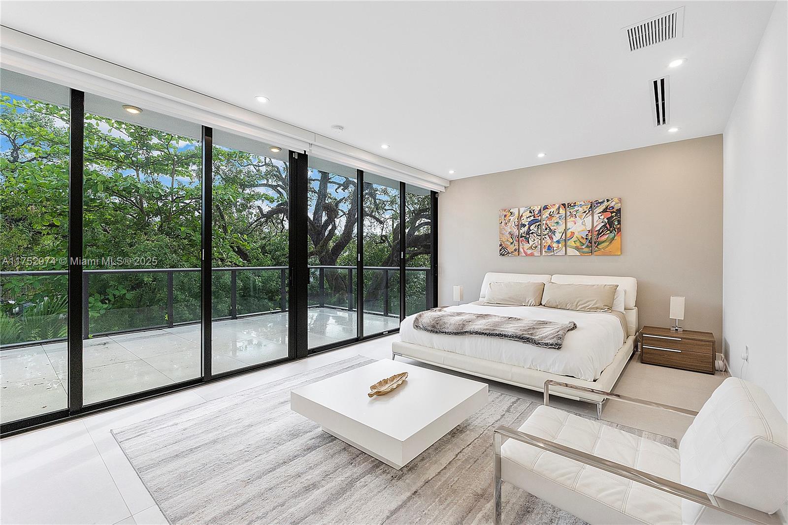 Miami, Florida, 33133, United States, 5 Bedrooms Bedrooms, ,5 BathroomsBathrooms,Residential,For Sale,1739354