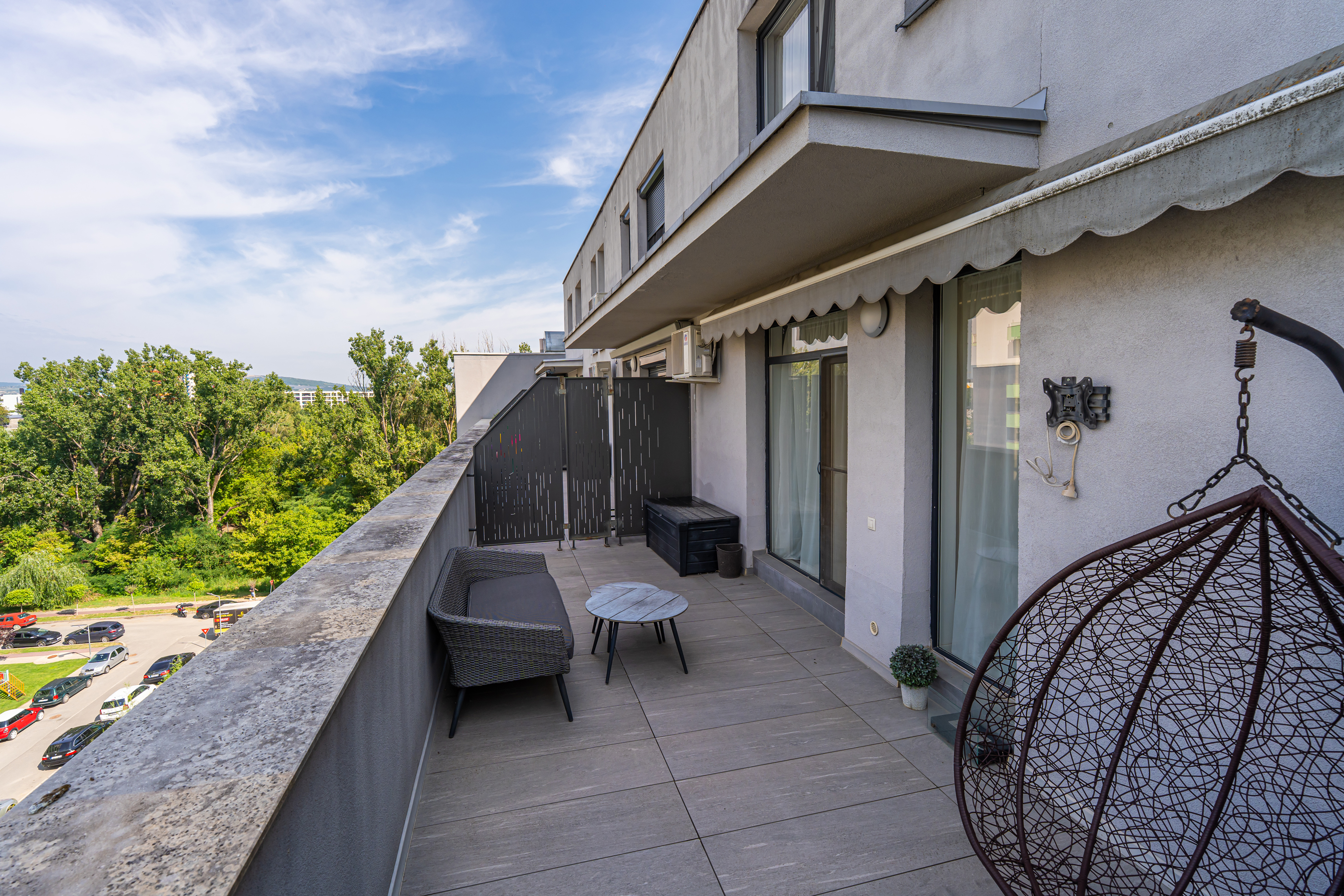  Four-Room Penthouse with Easy Access to Cluj-Napoca’s Business District - 物件實景