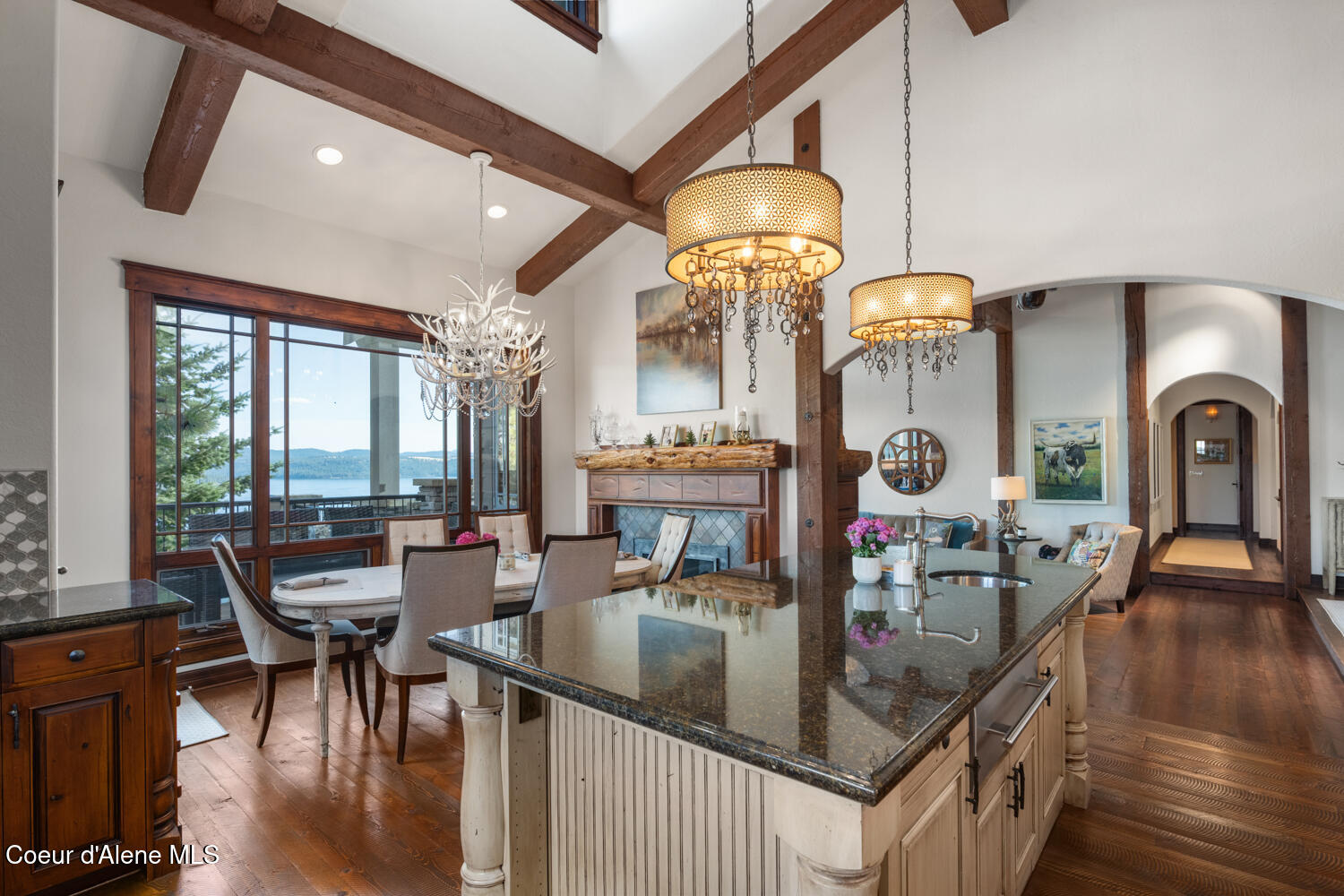 Coeur d'Alene, Idaho, 83814, United States, 4 Bedrooms Bedrooms, ,4 BathroomsBathrooms,Residential,For Sale,1909432