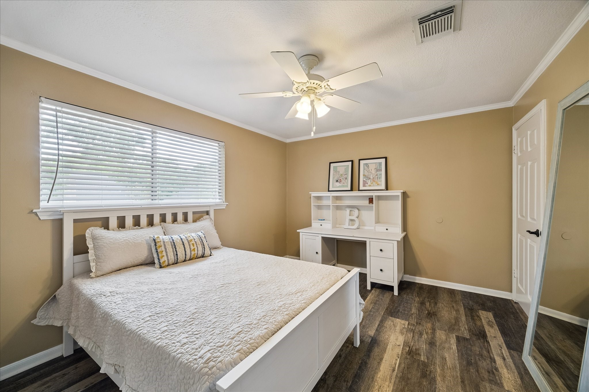  2919 Forest Garden Drive - 物件實景