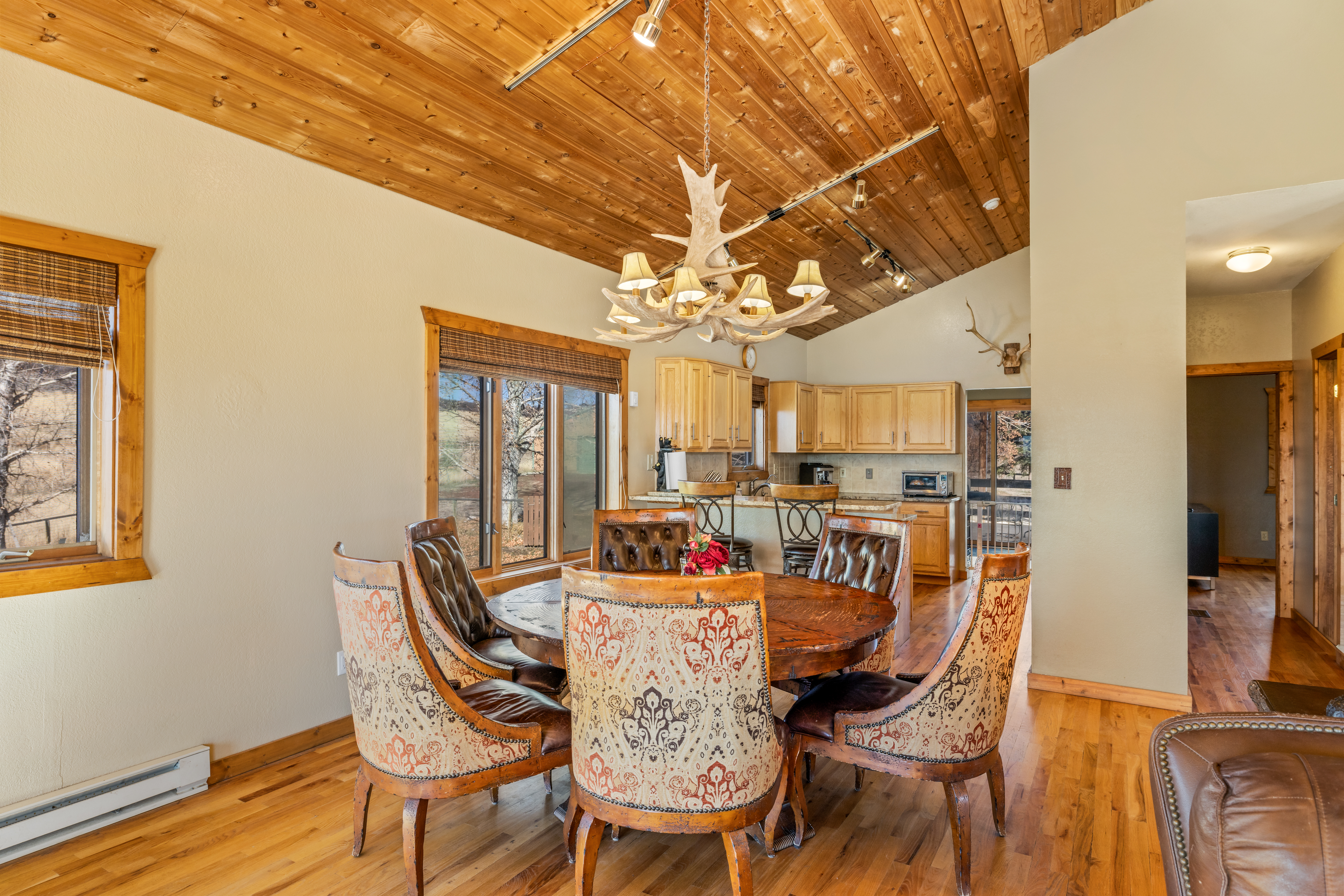  43300 Old Elk Trail Trail - 物件實景