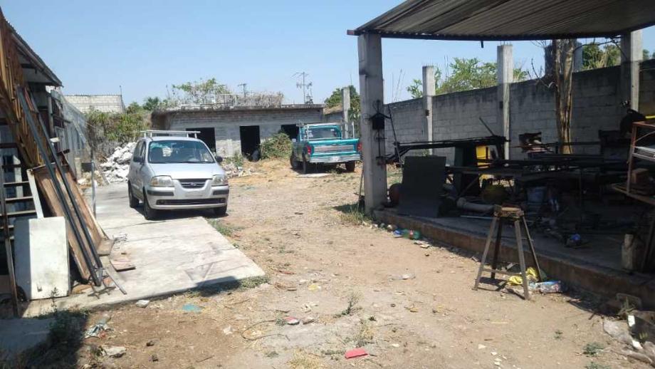 17 de Abril, Temixco, Morelos, 62588, Mexico, 2 Bedrooms Bedrooms, ,2 BathroomsBathrooms,Residential,For Sale,17 de Abril,1621052