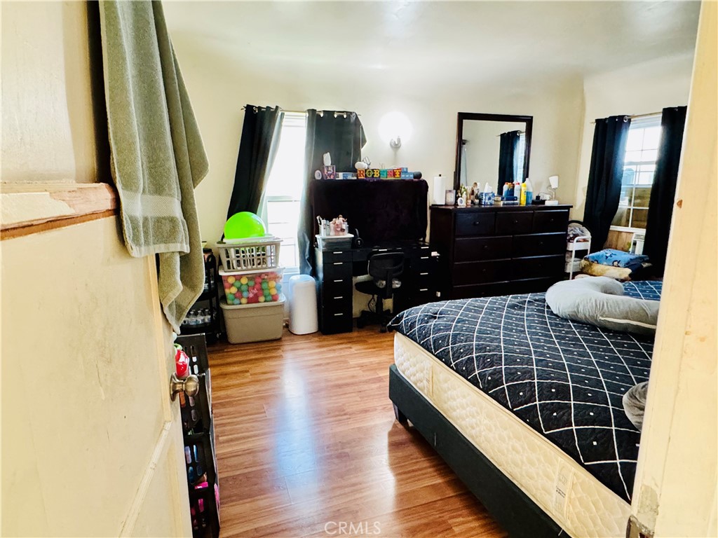 Los Angeles, California, 90023, United States, 4 Bedrooms Bedrooms, ,3 BathroomsBathrooms,Residential,For Sale,2013063