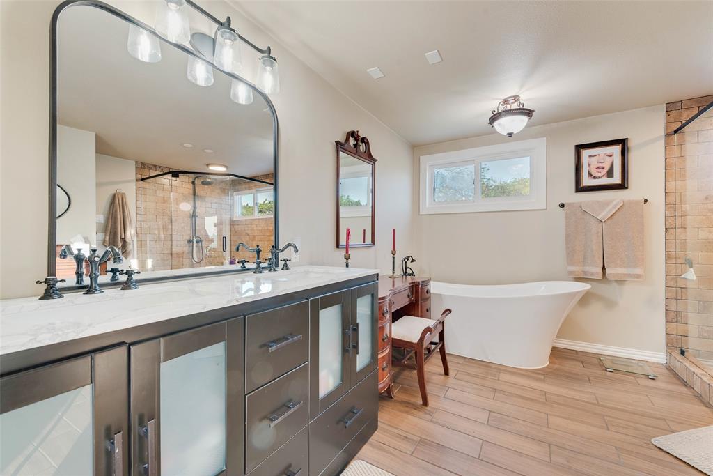 Cedar Hill, Texas, 75104, United States, 4 Bedrooms Bedrooms, ,4 BathroomsBathrooms,Residential,For Sale,1764173
