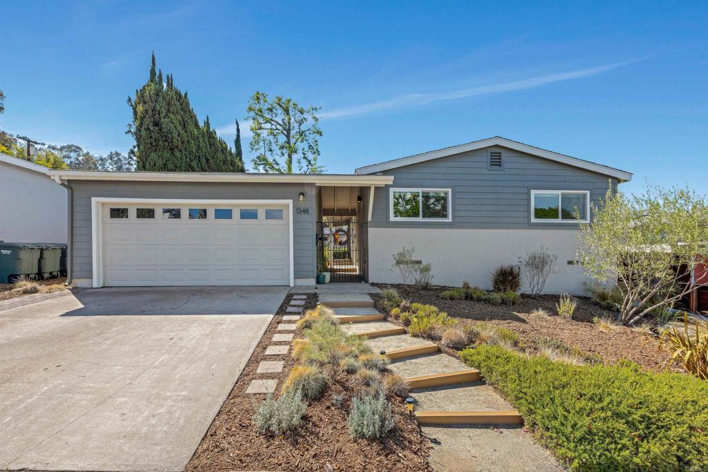 El Cajon, California, 92020, United States, 3 Bedrooms Bedrooms, ,2 BathroomsBathrooms,Residential,For Sale,1939818