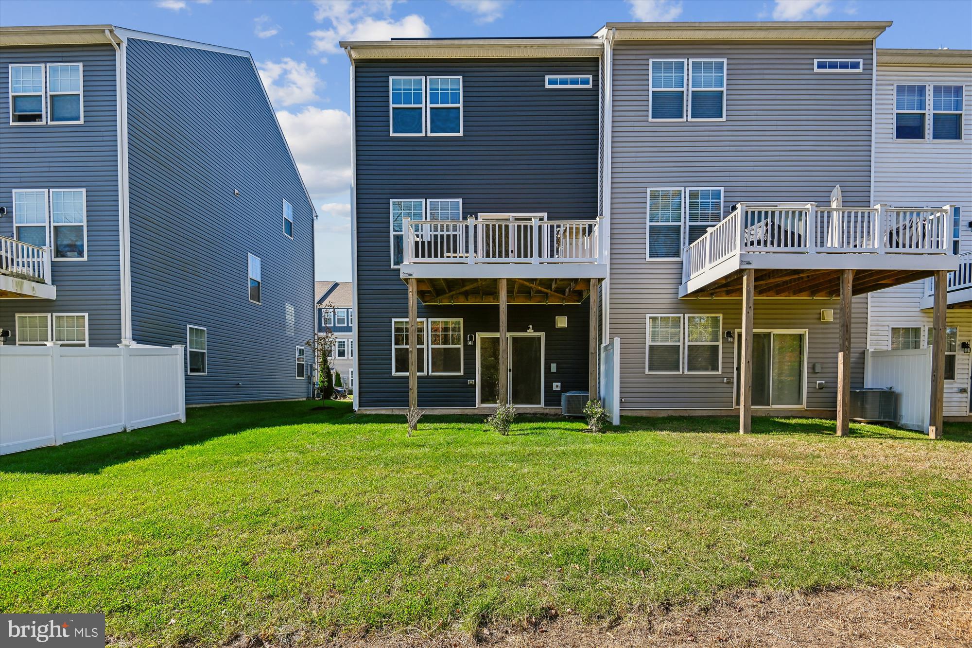 Odenton, Maryland, 21113, United States, 3 Bedrooms Bedrooms, ,3 BathroomsBathrooms,Residential,For Sale,1979208