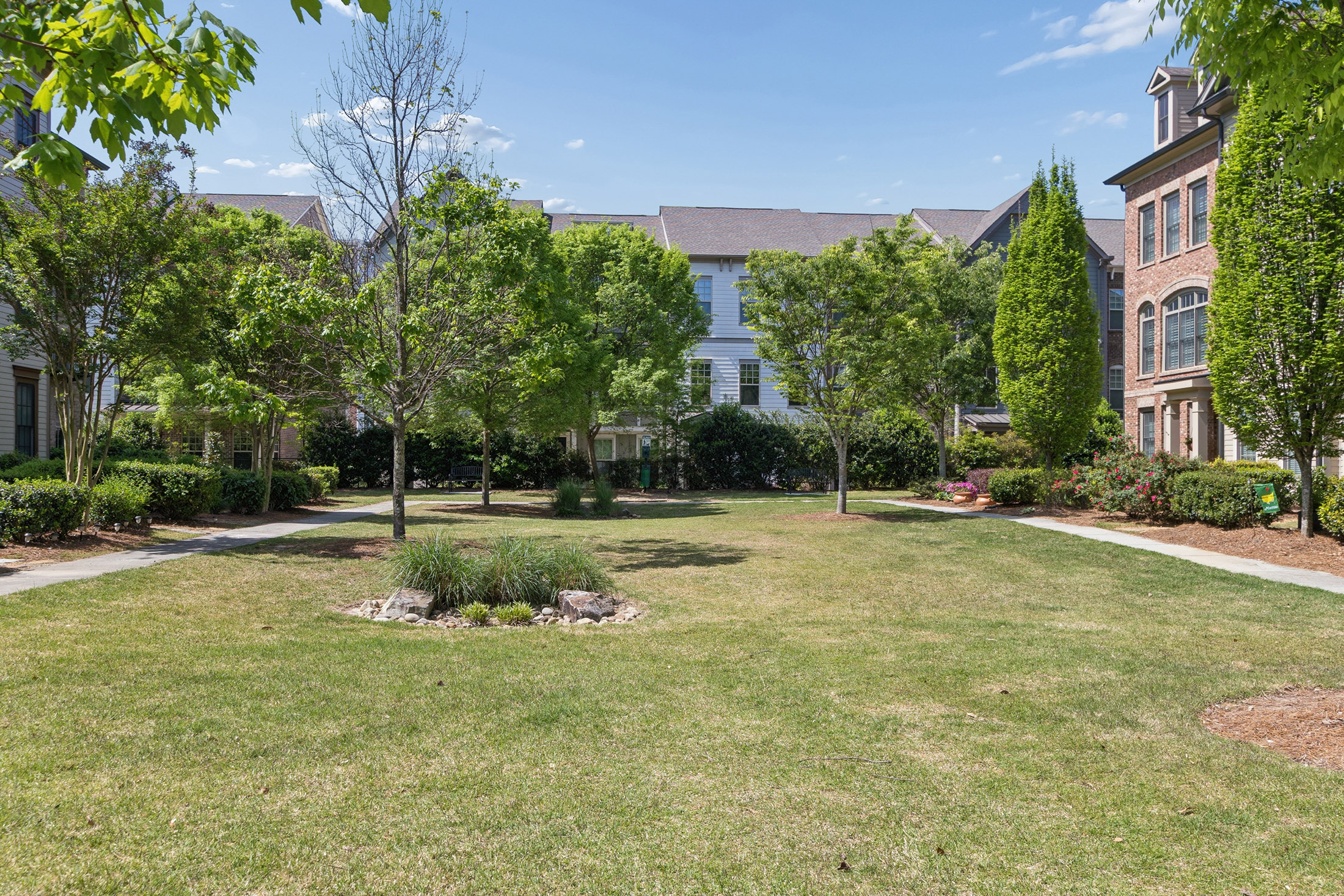 Charming Cape Cod Cottage Style Townhome - 物件實景