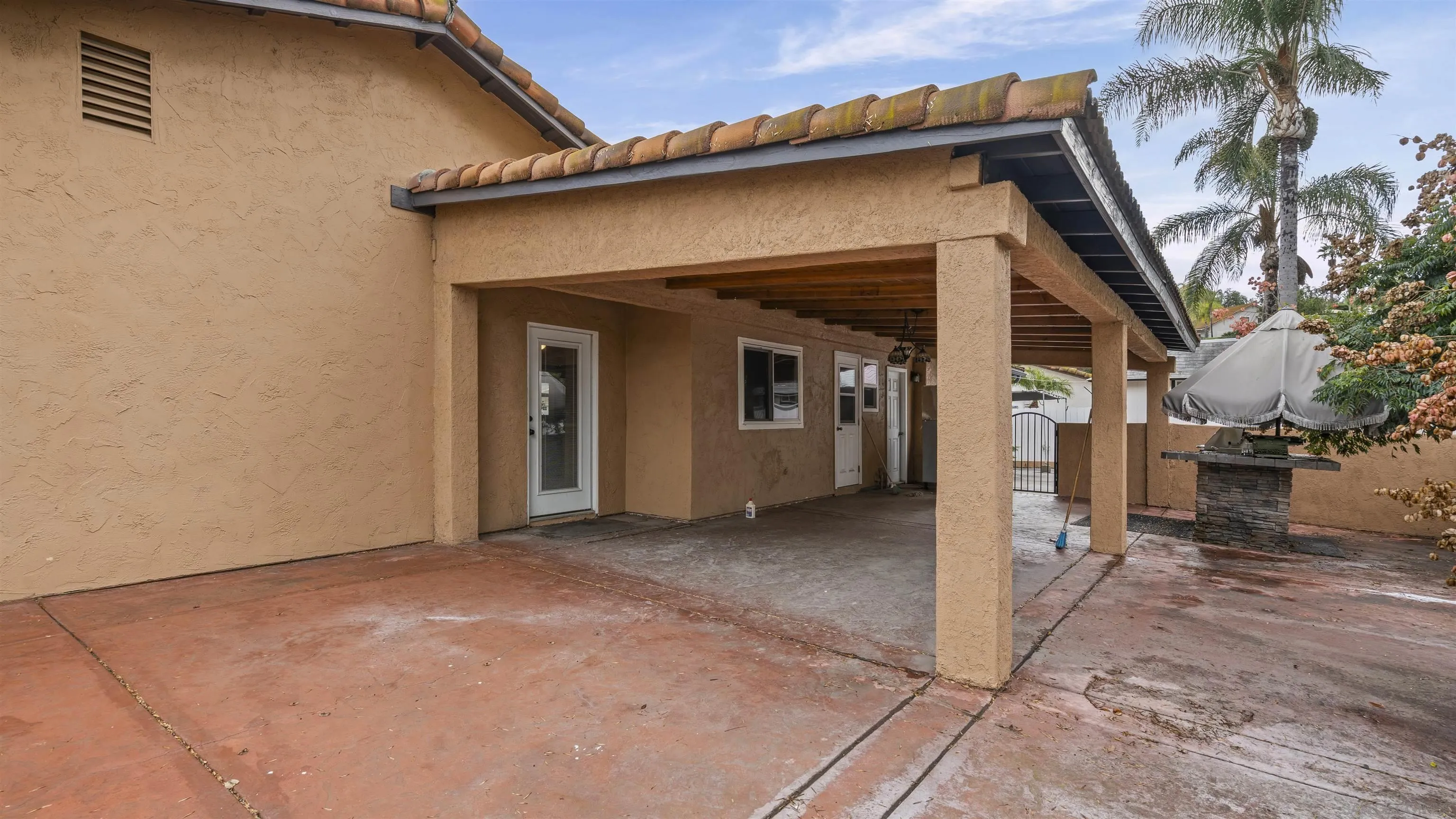 Bonita, California, 91902, United States, 3 Bedrooms Bedrooms, ,3 BathroomsBathrooms,Residential,For Sale,1997307