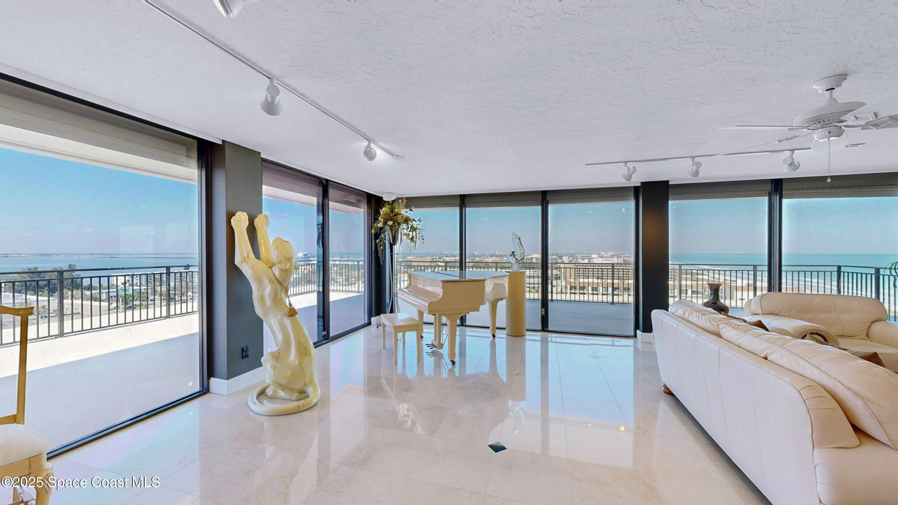 Cocoa Beach, Florida, 32931, United States, 2 Bedrooms Bedrooms, ,2 BathroomsBathrooms,Residential,For Sale,1991953