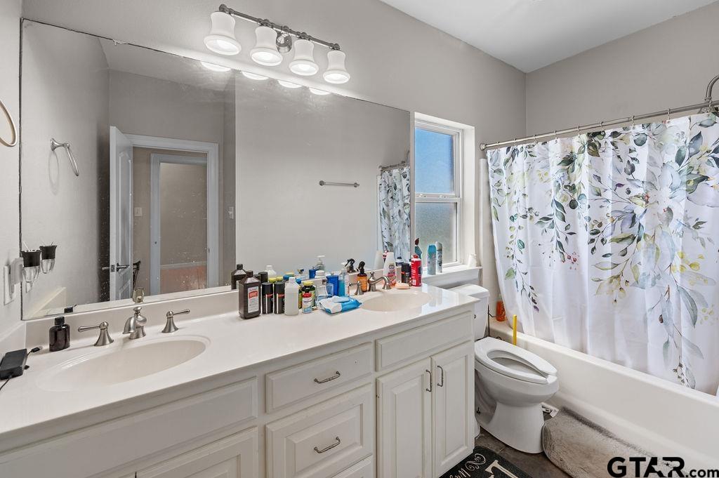 Winona, Texas, 75792, United States, 3 Bedrooms Bedrooms, ,2 BathroomsBathrooms,Residential,For Sale,1777400