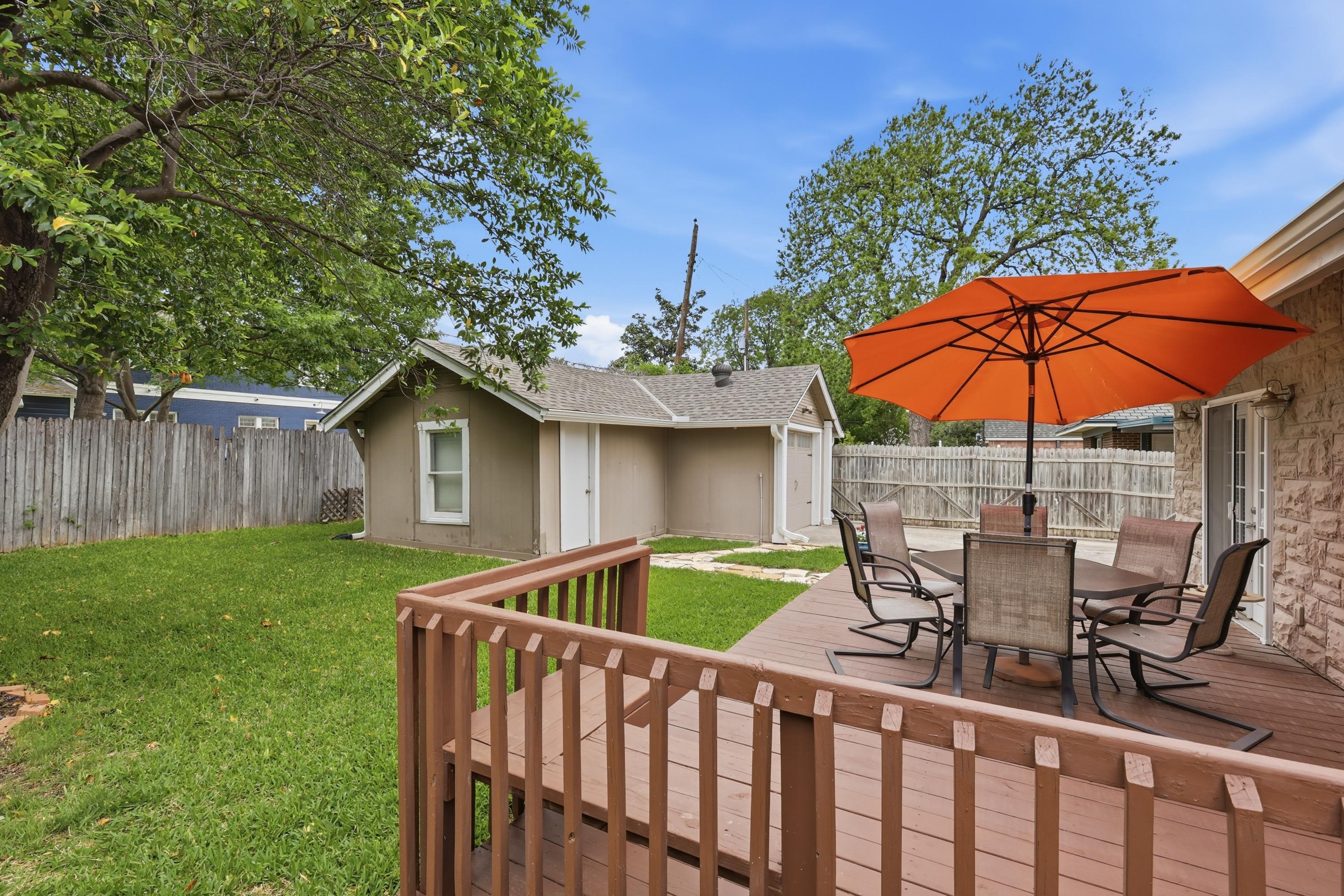  1300 Buck Avenue, Fort Worth, TX, 76110 - 物件實景