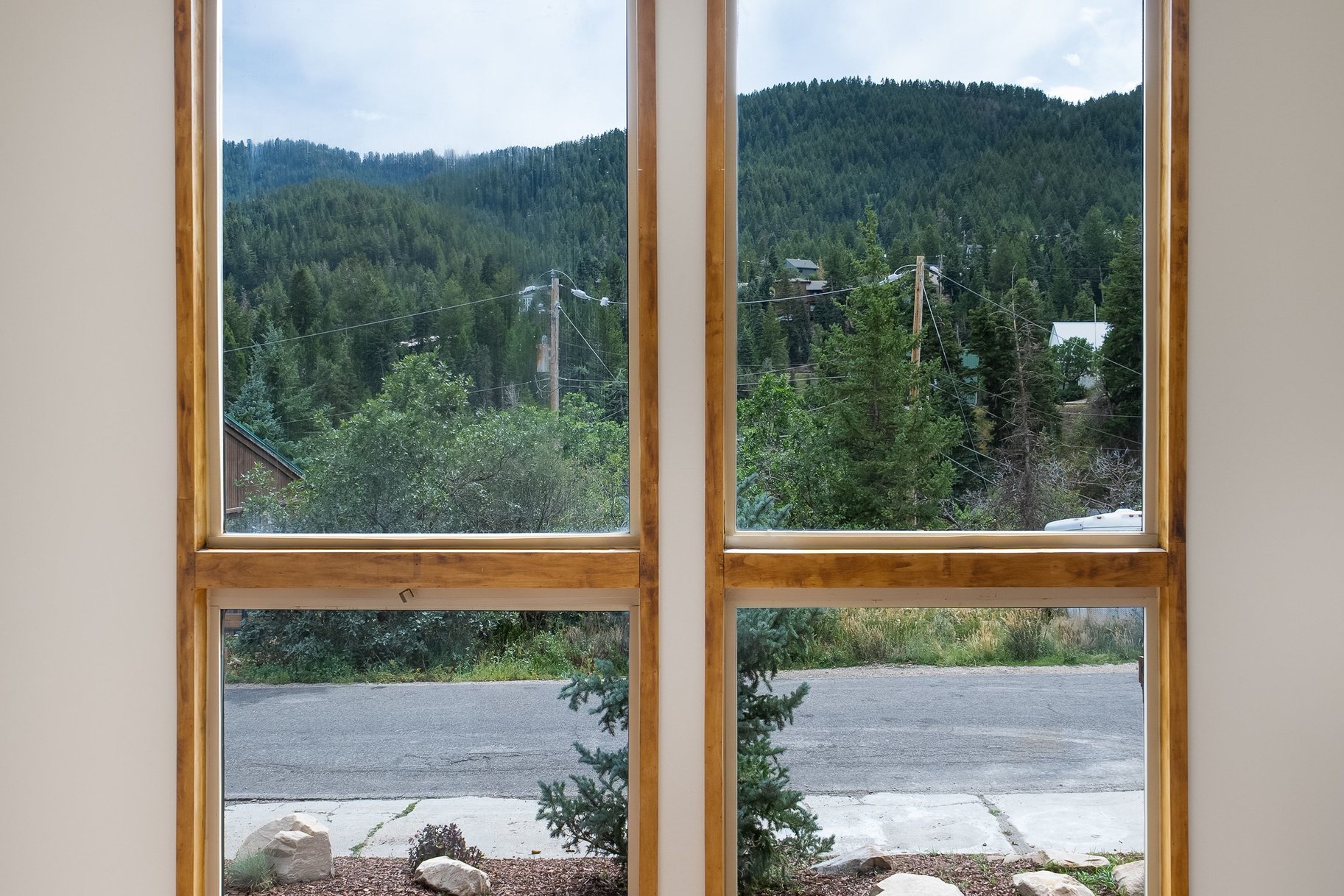  Peaceful Mountain Retreat on Quiet Cul-de-Sac - 物件實景