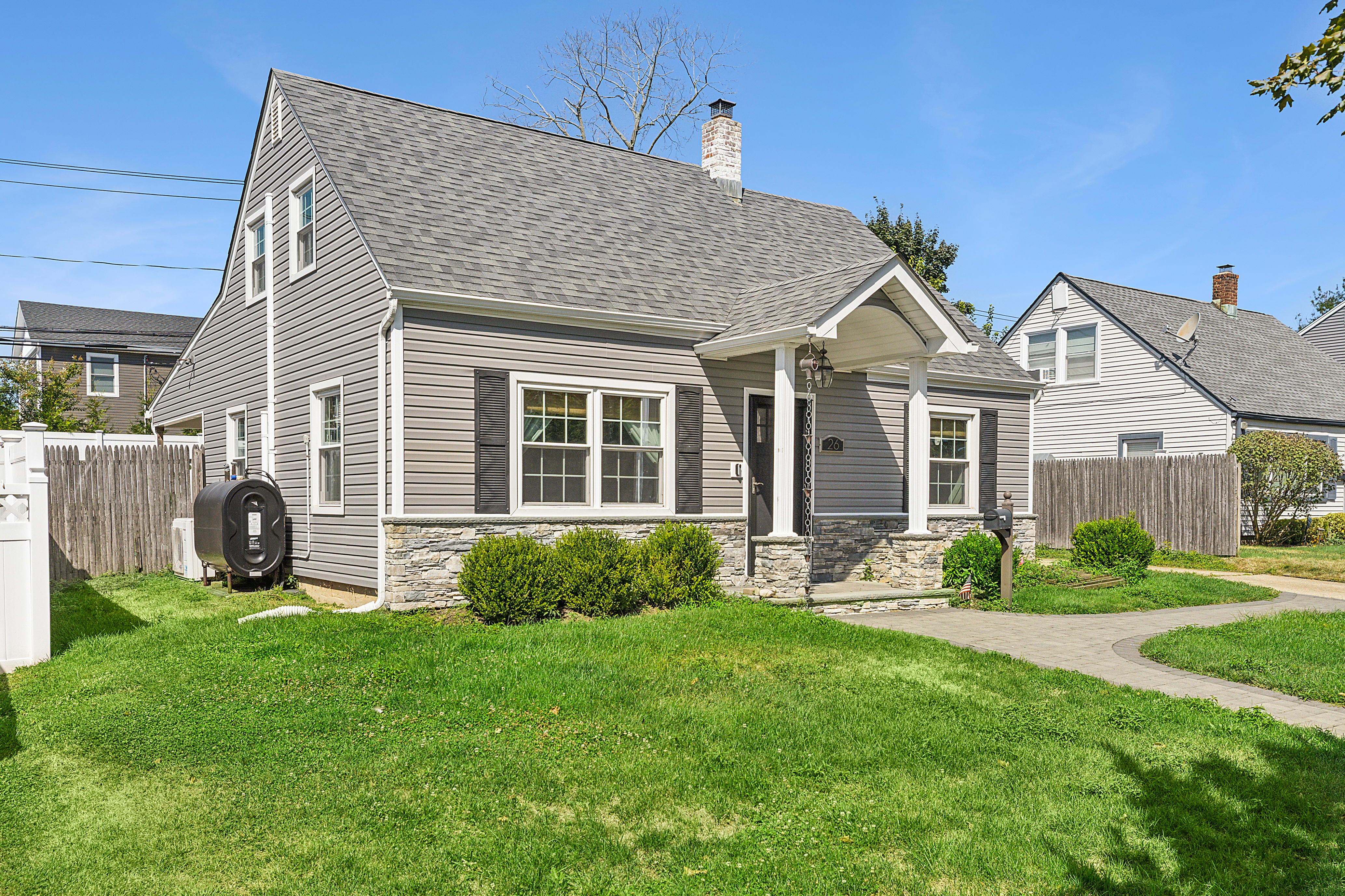 26 Shelter Lane, Levittown, NY 11756 