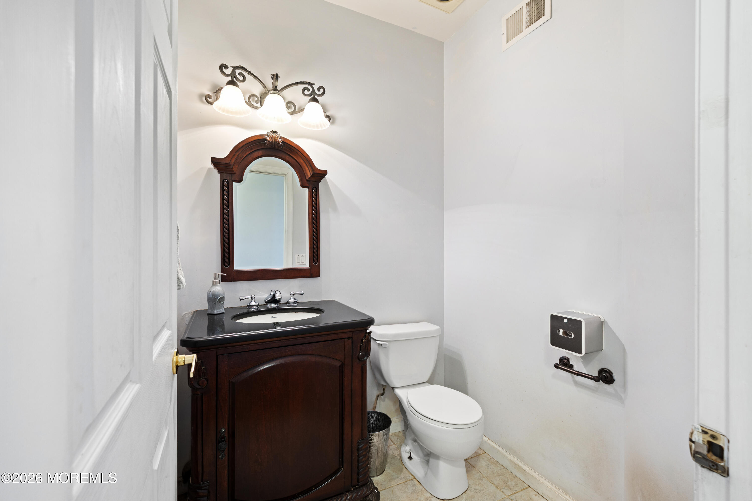 Howell, New Jersey, 07731, United States, 5 Bedrooms Bedrooms, ,4 BathroomsBathrooms,Residential,For Sale,2031944